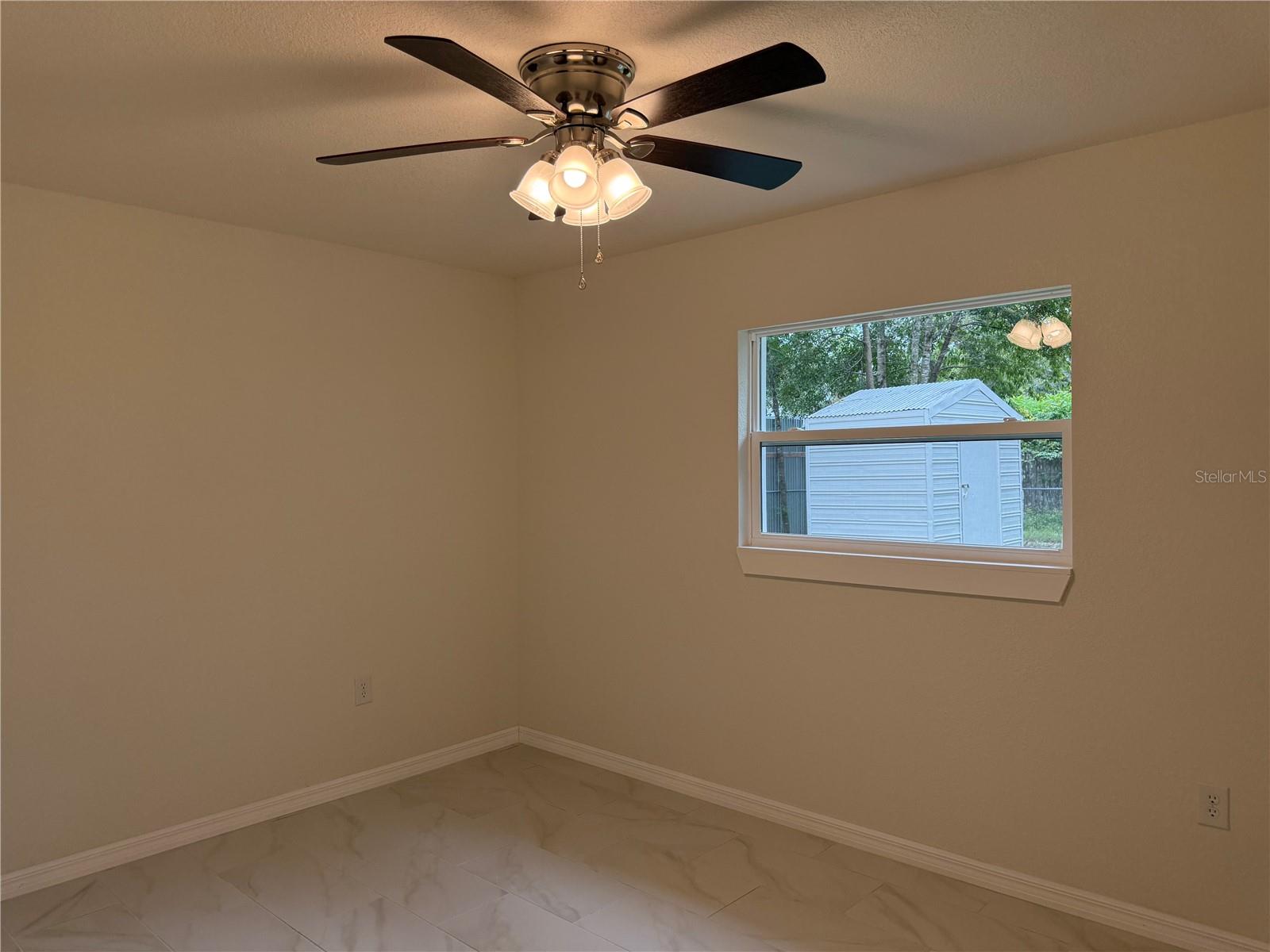 EASY ACRES - Residential