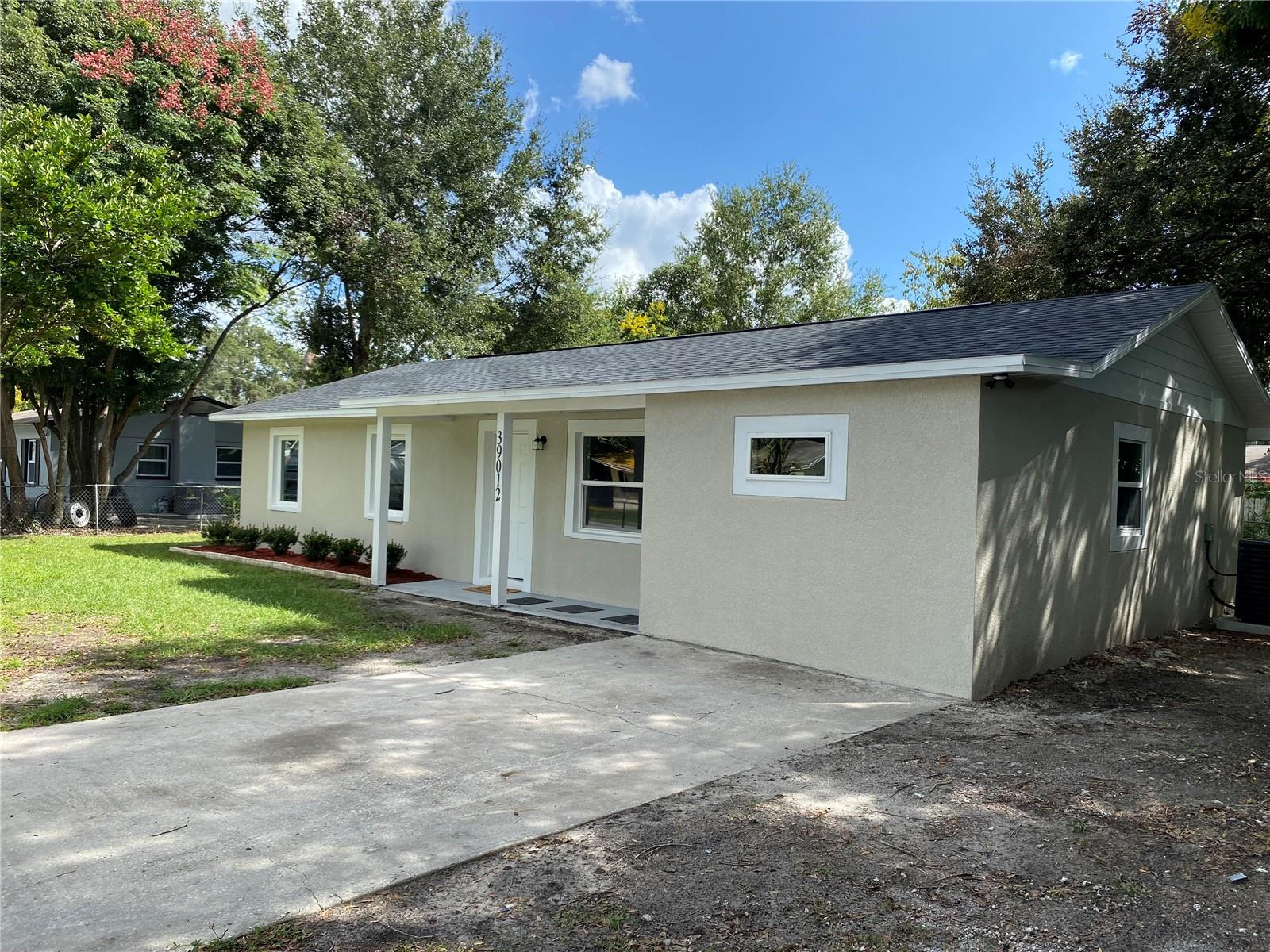 EASY ACRES - Residential