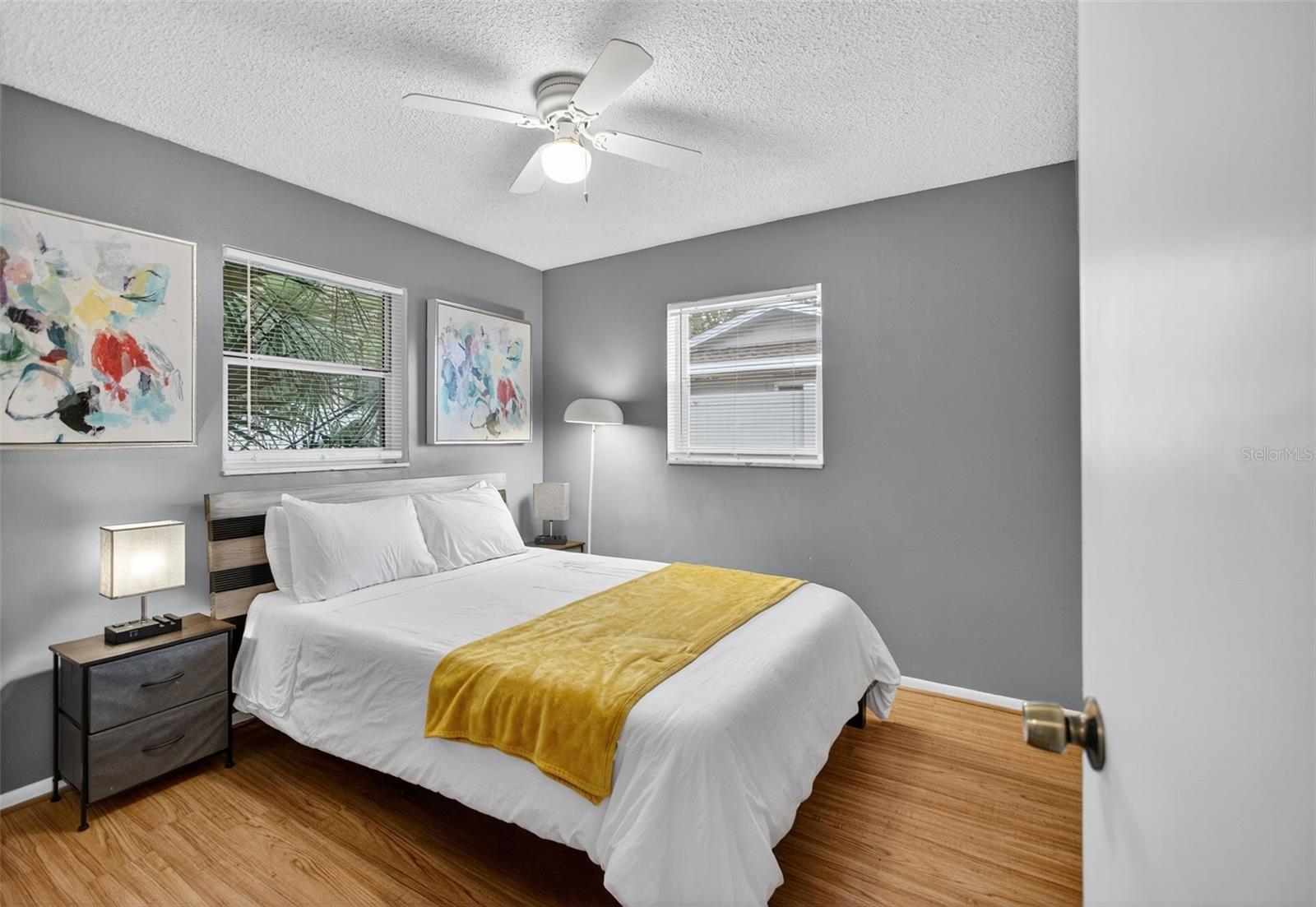 PARK VIEW ESTATES - Residential Lease