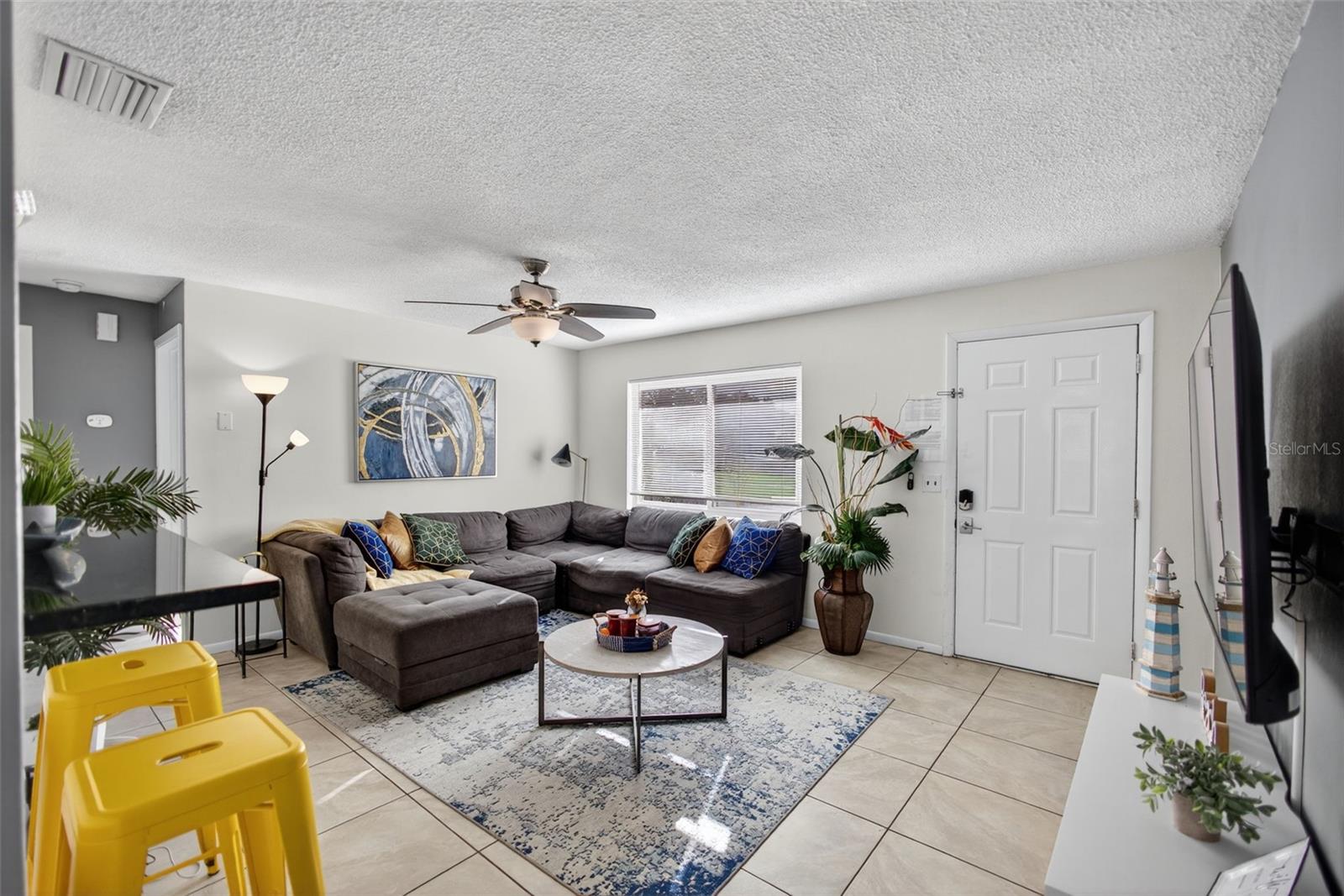 PARK VIEW ESTATES - Residential Lease