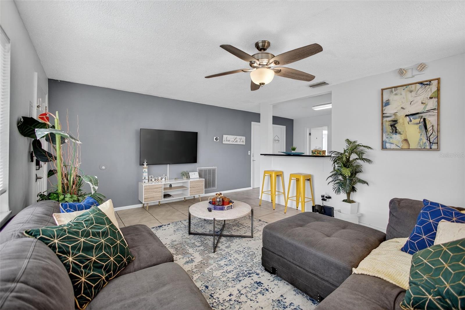 PARK VIEW ESTATES - Residential Lease