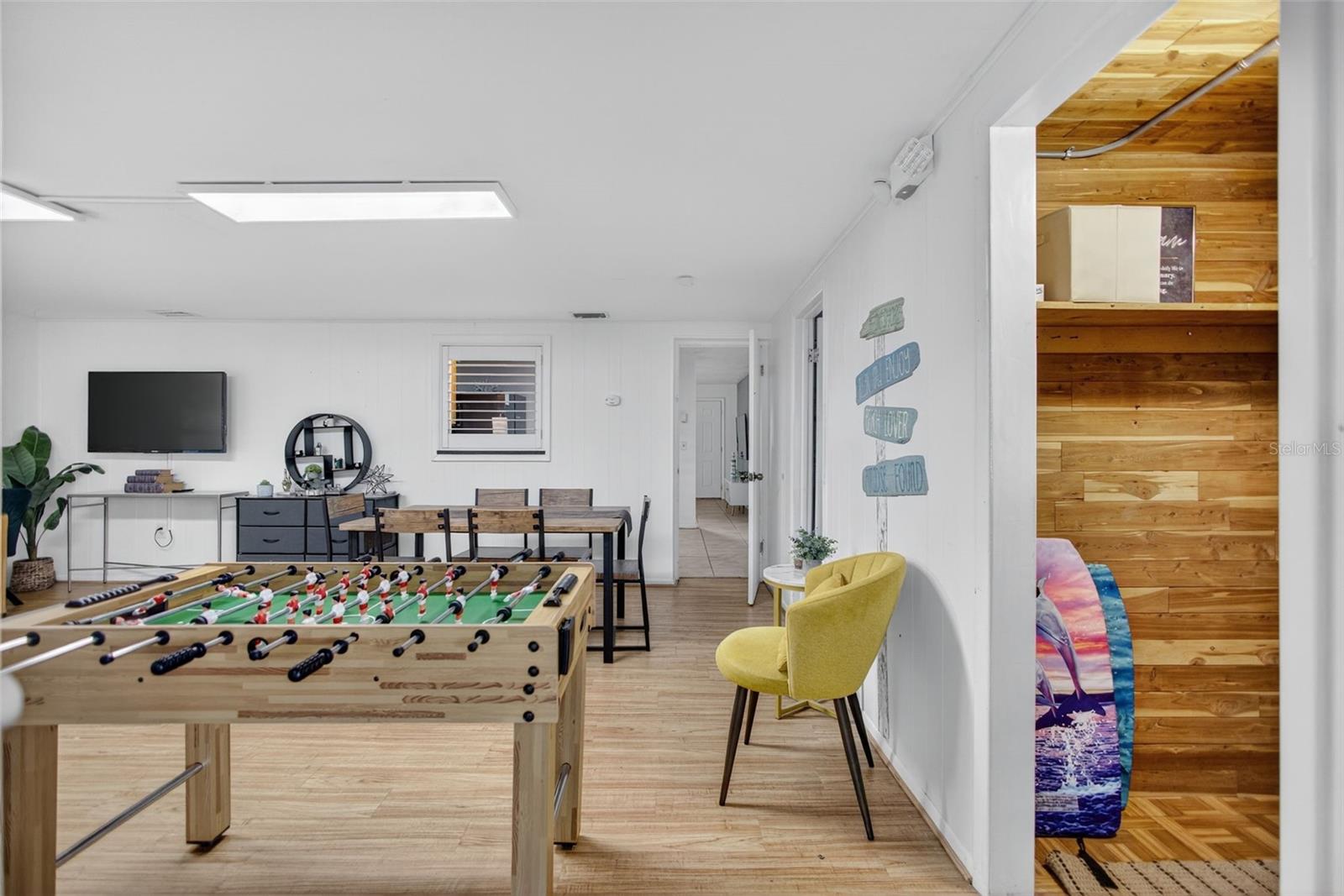 PARK VIEW ESTATES - Residential Lease