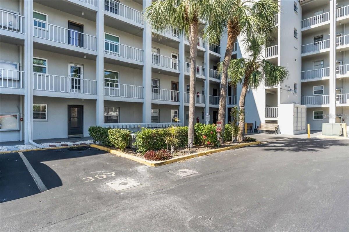 ****MOTIVATED SELLER******
Welcome to this charming lakeside condominium offering 1,144 square feet of thoughtfully designed living space. This Turnkey furnished two-bedroom, two-bathroom residence combines comfort with contemporary updates throughout.
The home showcases elegant travertine tile flooring in the main living areas, while both bedrooms feature modern gray laminate plank flooring, enhanced with extra underlayment for superior comfort and insulation. The kitchen impresses with updated appliances and a stylish glass and metal backsplash, complemented by convenient IKEA pantry closets for abundant storage solutions.
The primary bedroom provides generous storage options with both a walk-in closet and mirrored closets. Recent upgrades include a new air conditioning system, water heater, and bedroom flooring, all replaced in 2020. The enclosed lanai offers a seamless connection to the serene lake views, providing a perfect setting for morning coffee or evening relaxation.
This well-maintained community delivers an array of amenities including a heated pool and spa overlooking the lake, a fully equipped clubhouse, shuffleboard courts, outdoor grilling stations, and a dedicated fishing pier. Practical conveniences extend to a car wash area and front-door parking access.
Located in a vibrant area, residents enjoy proximity to Sprouts Farmers Market, local parks, and are just a short drive from the beautiful Anna Maria Island. With its low homeowner association fees and maintenance-free living, this property offers the perfect blend of comfort, convenience, and lakeside tranquility.