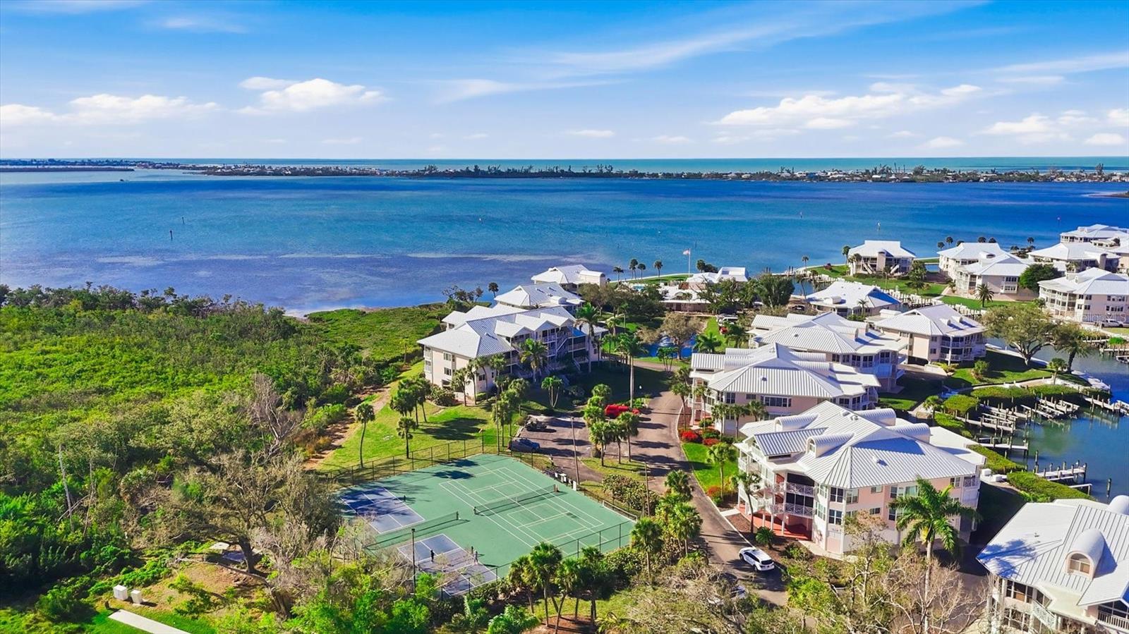 PLACIDA HARBOUR PH 04 BLDG 21 - Residential