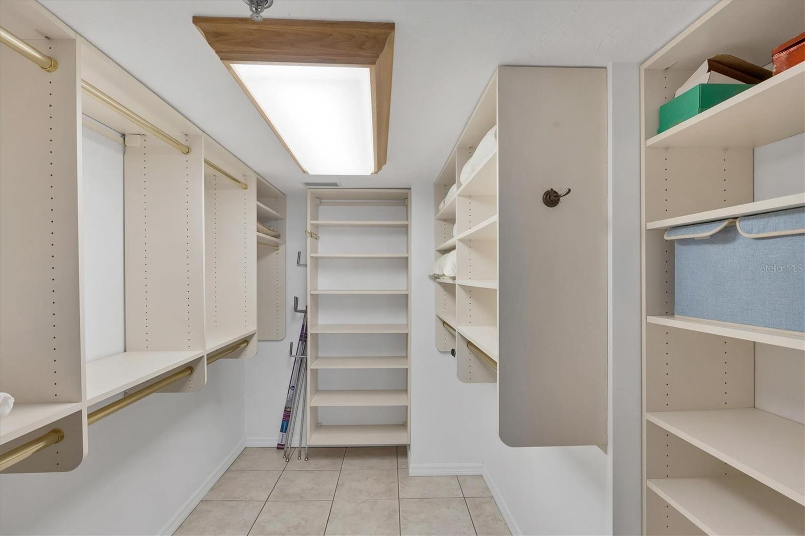 PLACIDA HARBOUR PH 04 BLDG 21 - Residential