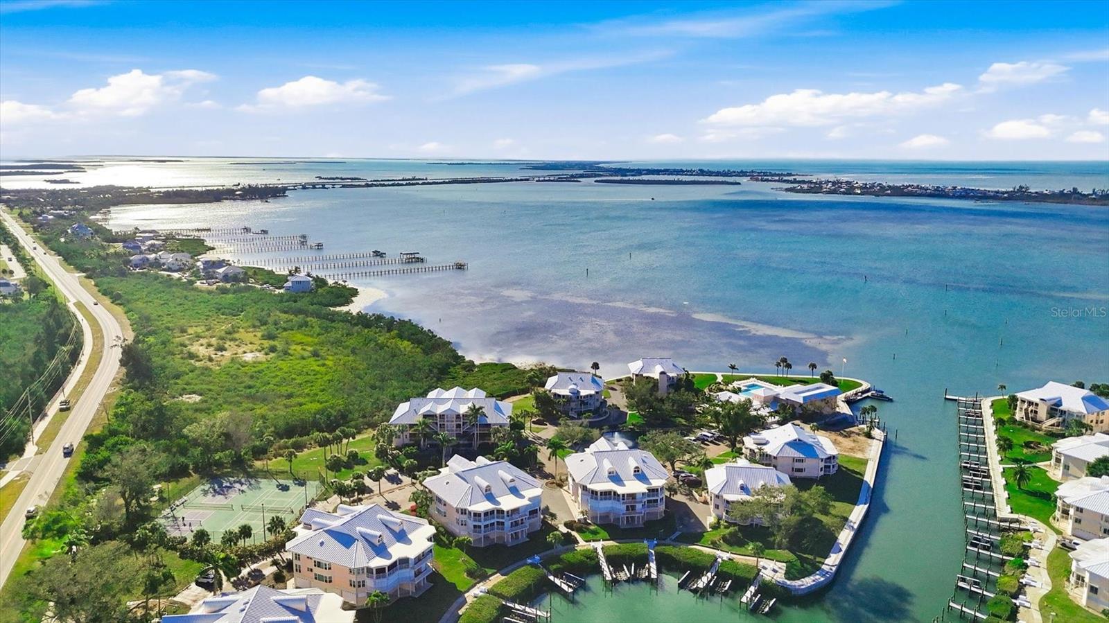 PLACIDA HARBOUR PH 04 BLDG 21 - Residential