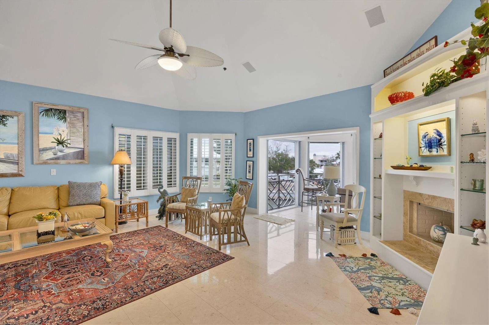 PLACIDA HARBOUR PH 04 BLDG 21 - Residential