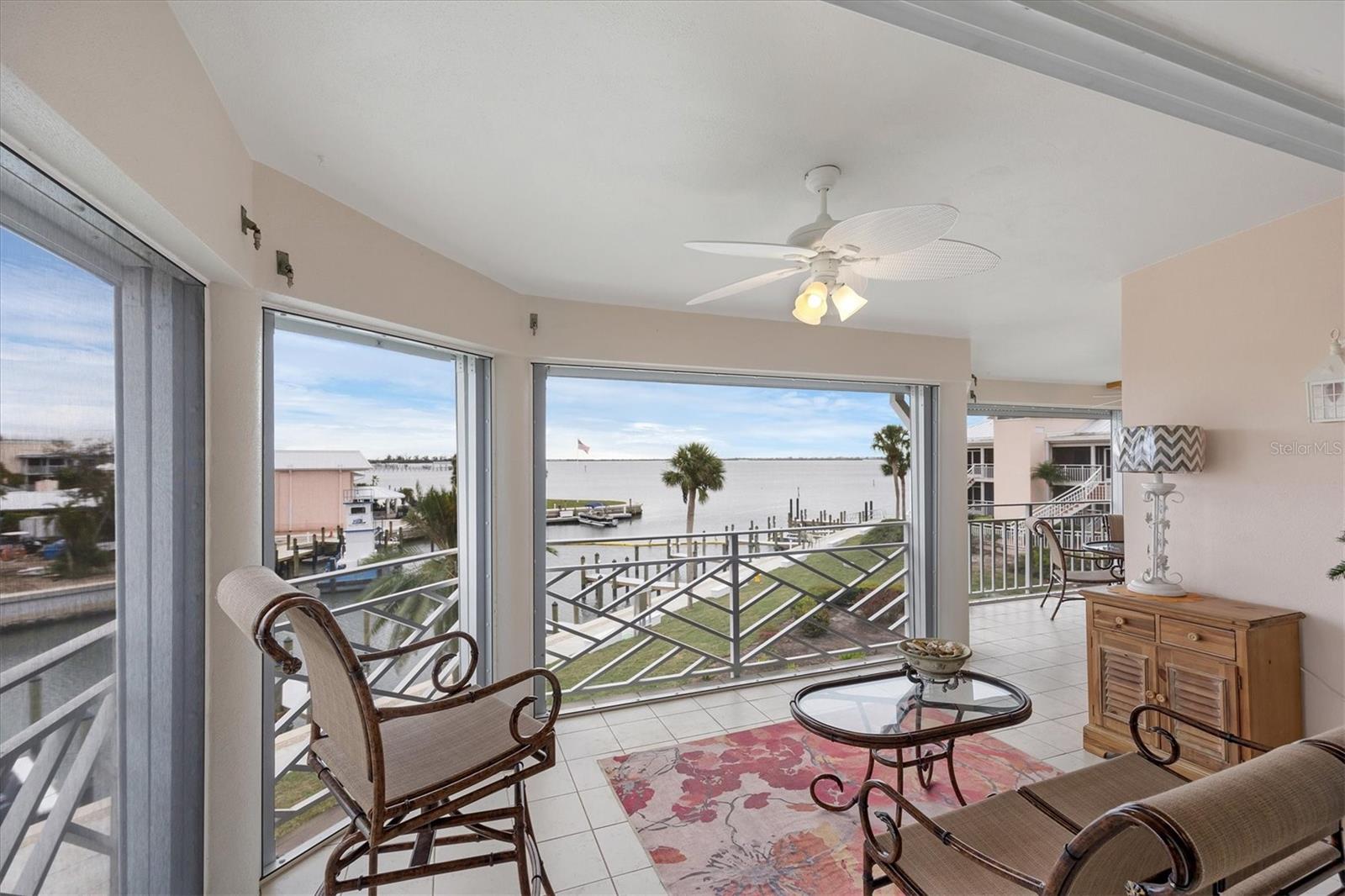 PLACIDA HARBOUR PH 04 BLDG 21 - Residential