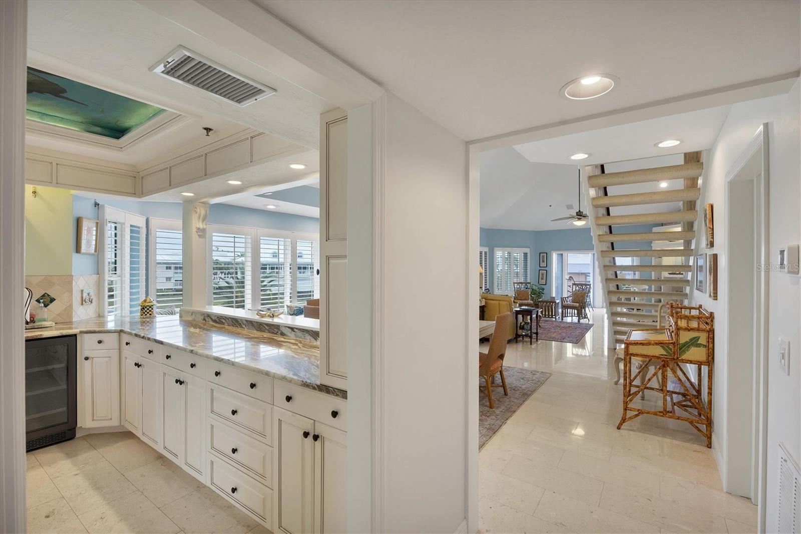 PLACIDA HARBOUR PH 04 BLDG 21 - Residential