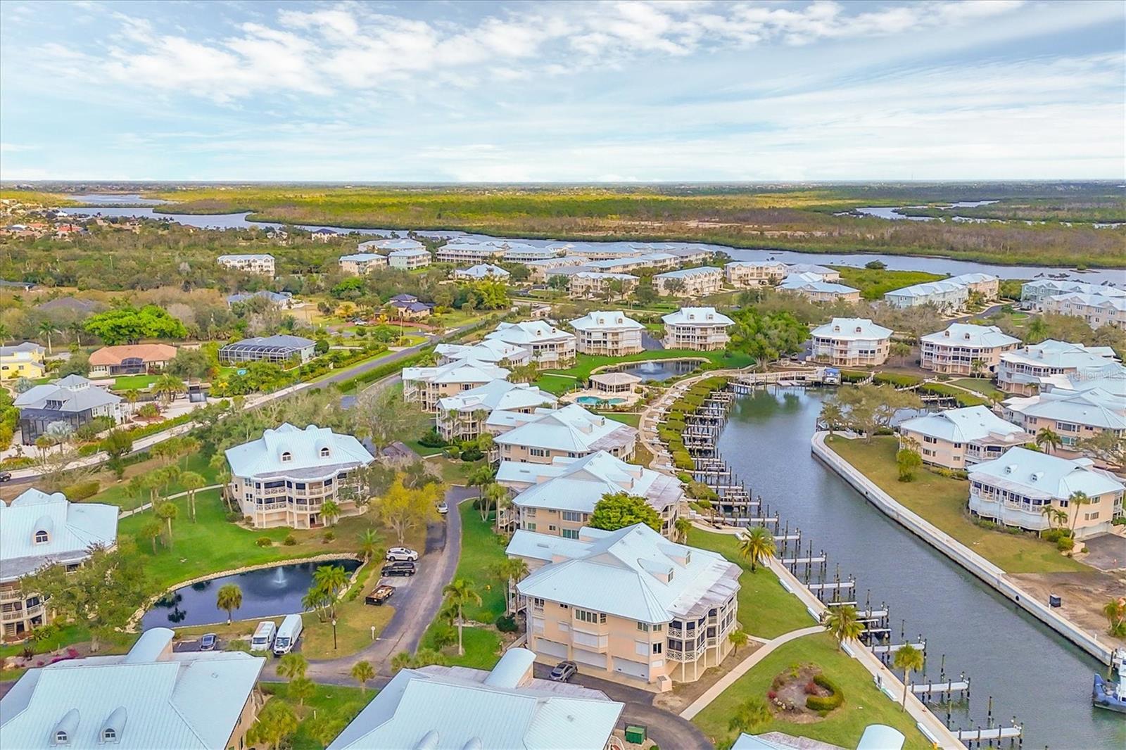 PLACIDA HARBOUR PH 04 BLDG 21 - Residential