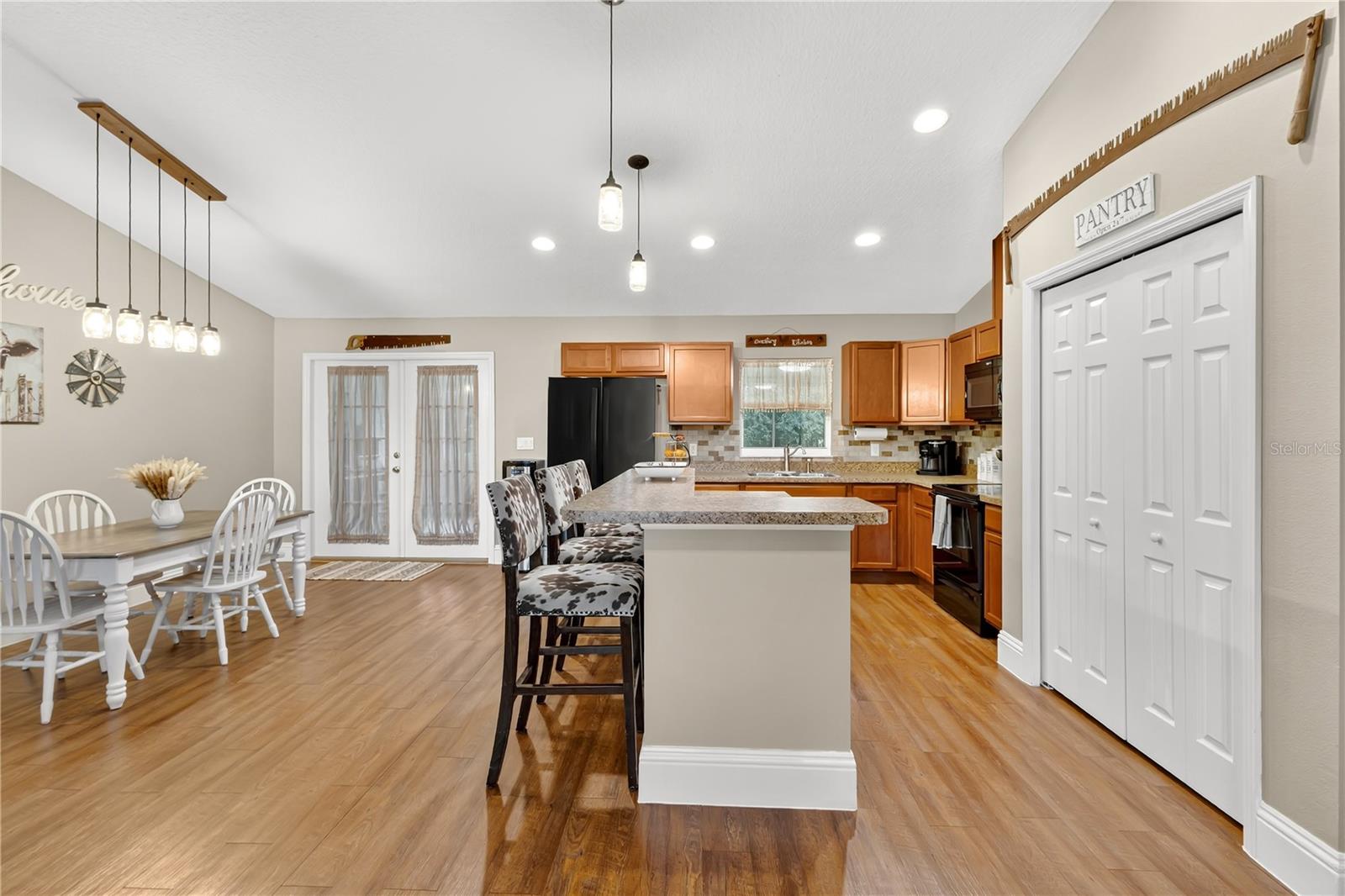 ACREAGE & UNREC - Residential