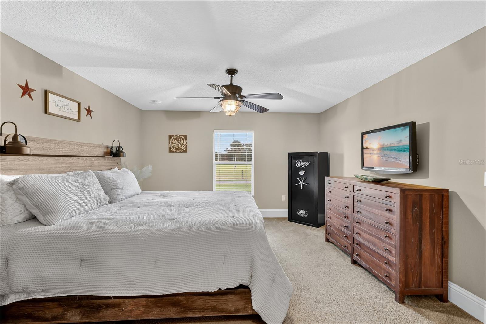 ACREAGE & UNREC - Residential