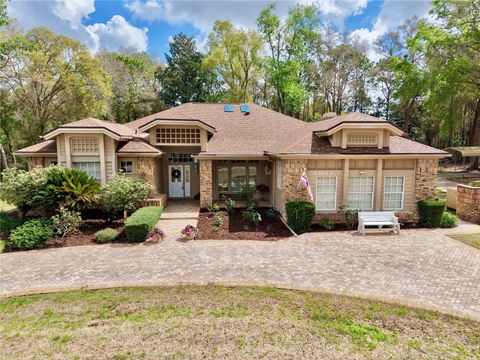 Photo of 13044 Bridle Path, Brooksville, FL 34614 (MLS # TB8481058)