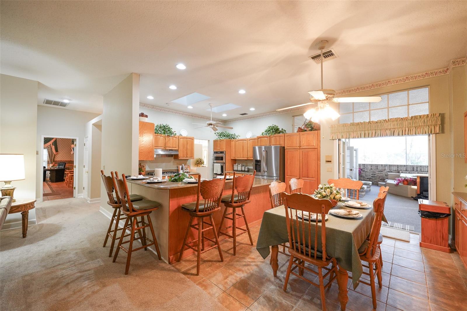 DRY CREEK ESTATES - Residential