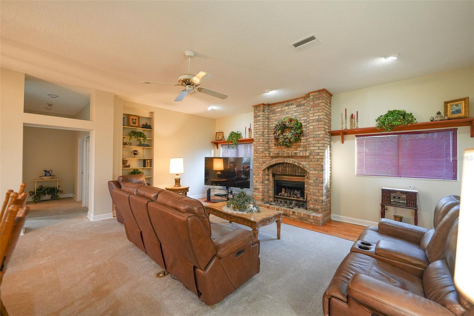 DRY CREEK ESTATES - Residential