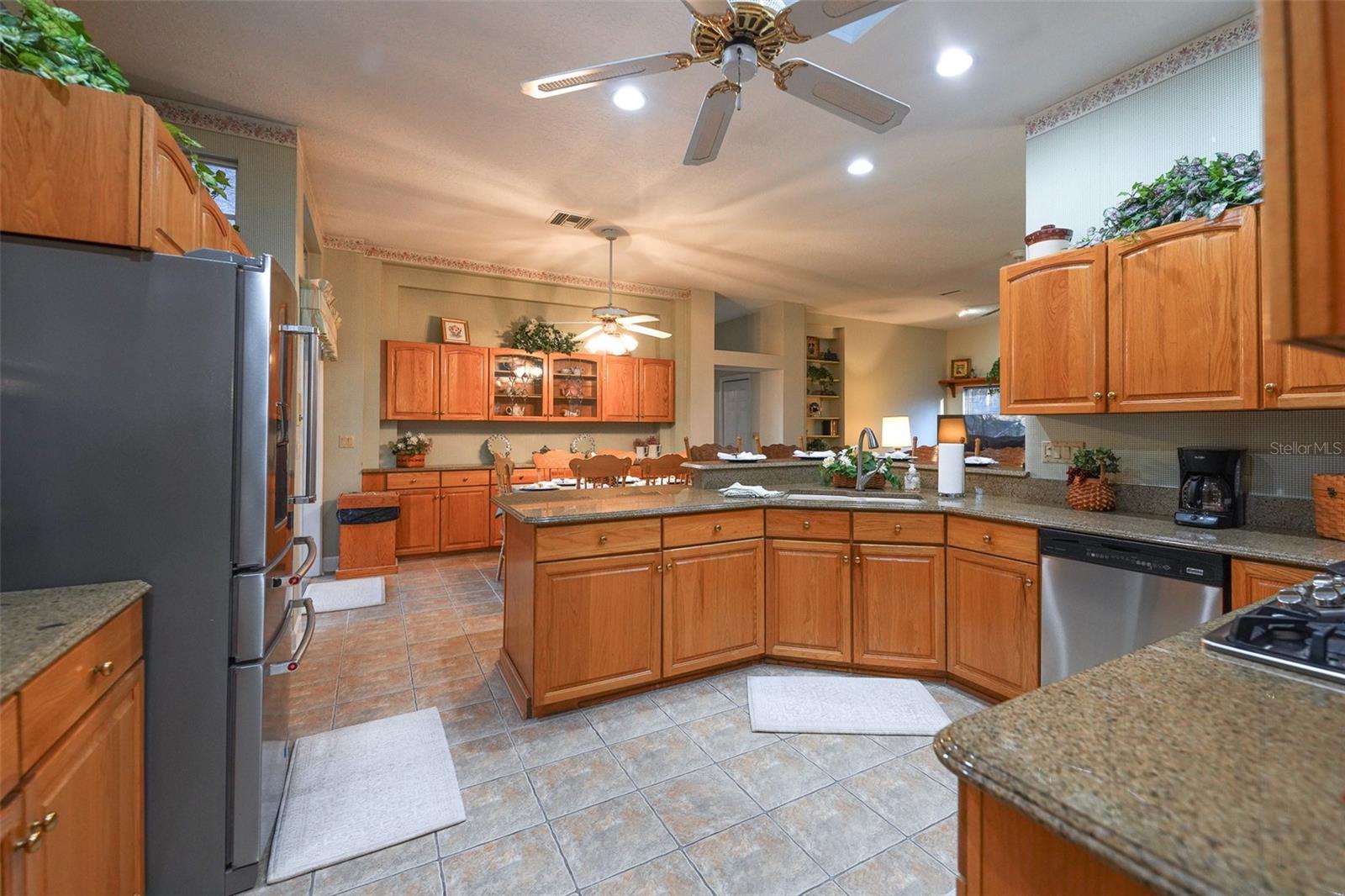 DRY CREEK ESTATES - Residential