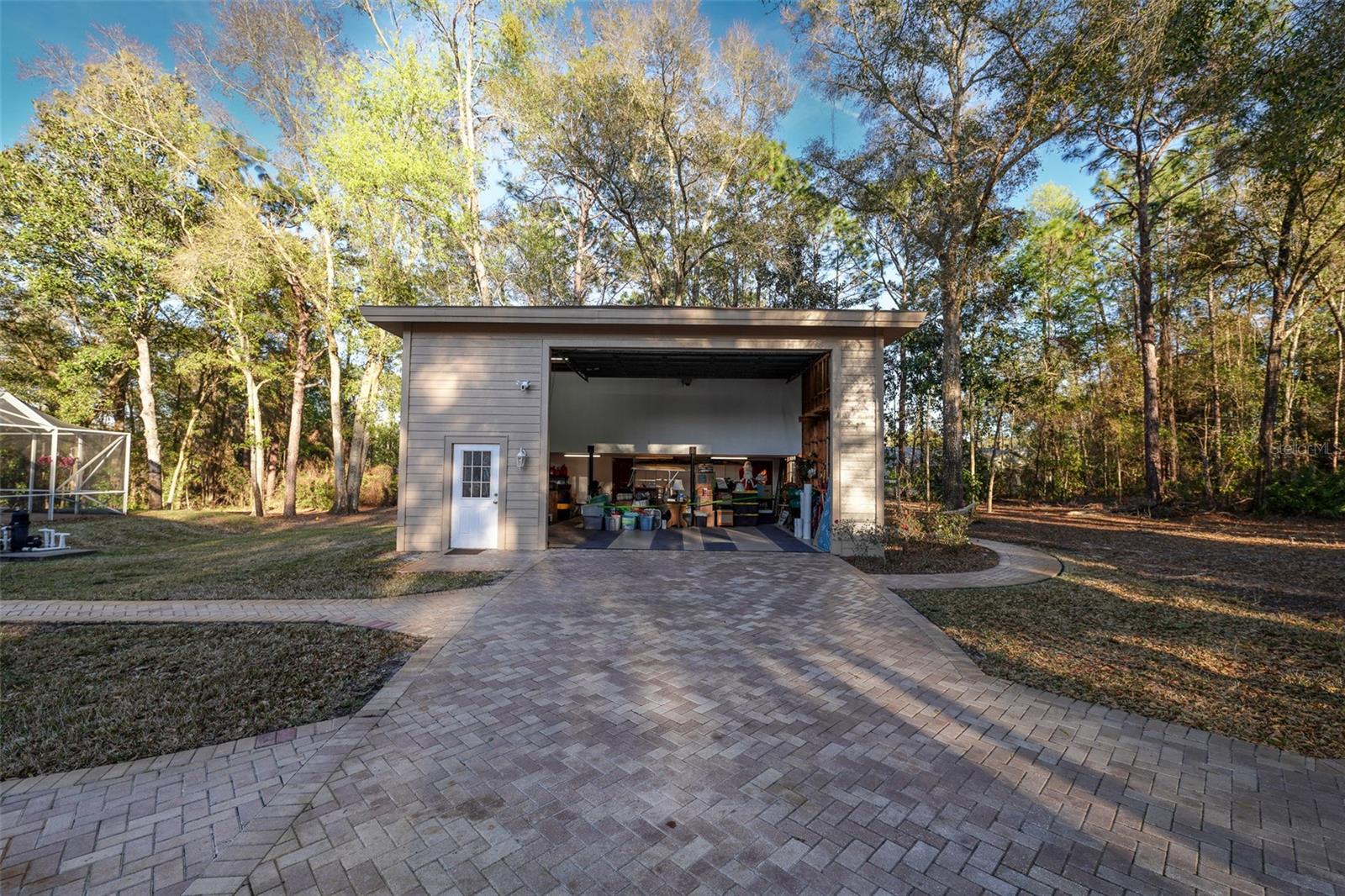 DRY CREEK ESTATES - Residential