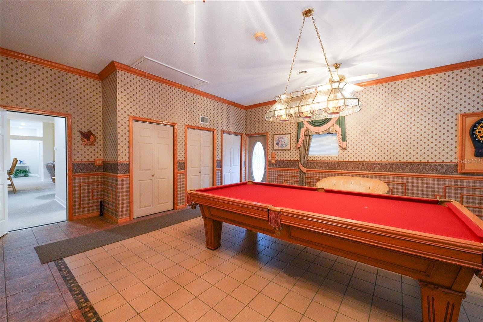 DRY CREEK ESTATES - Residential