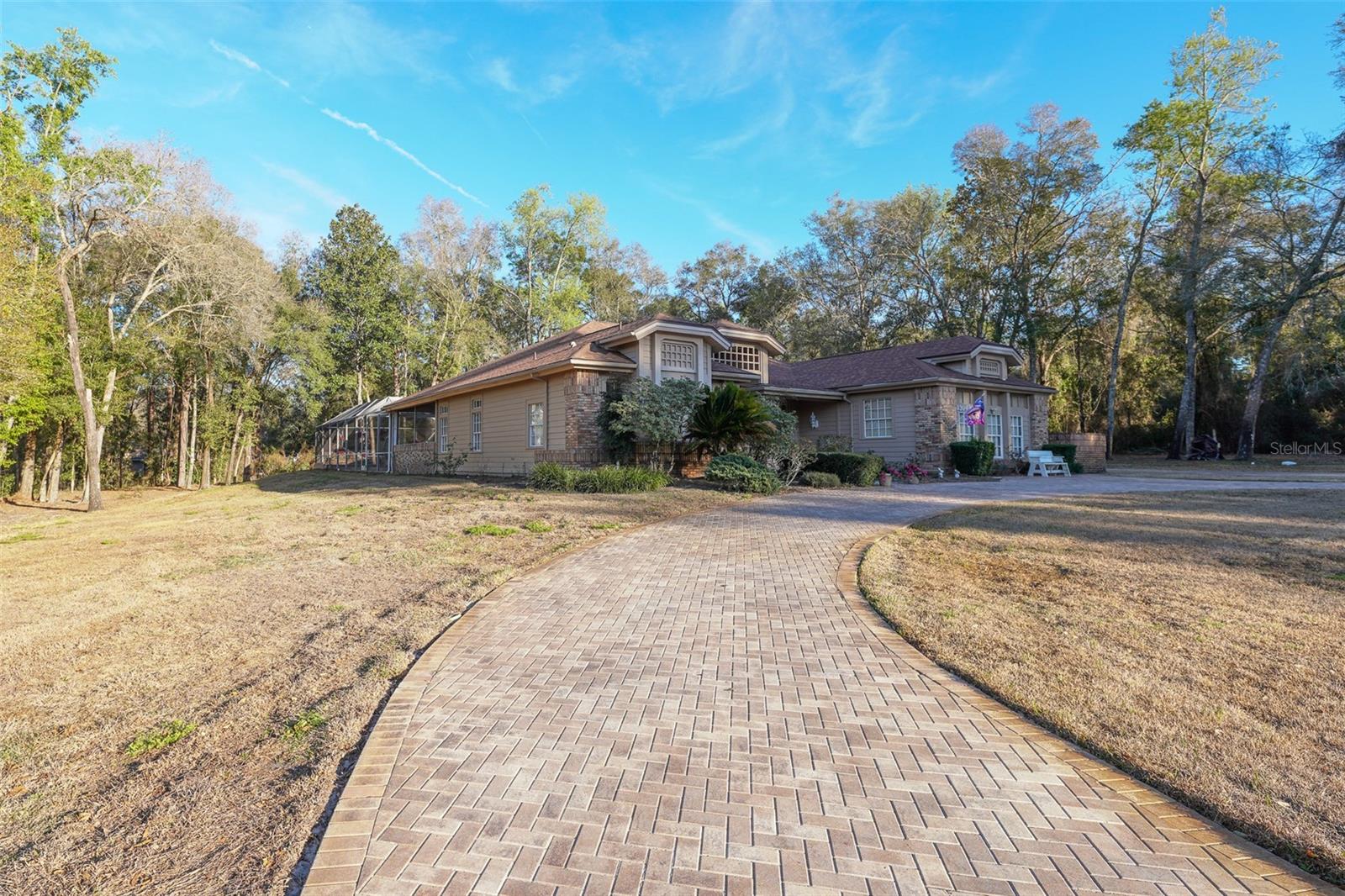 DRY CREEK ESTATES - Residential