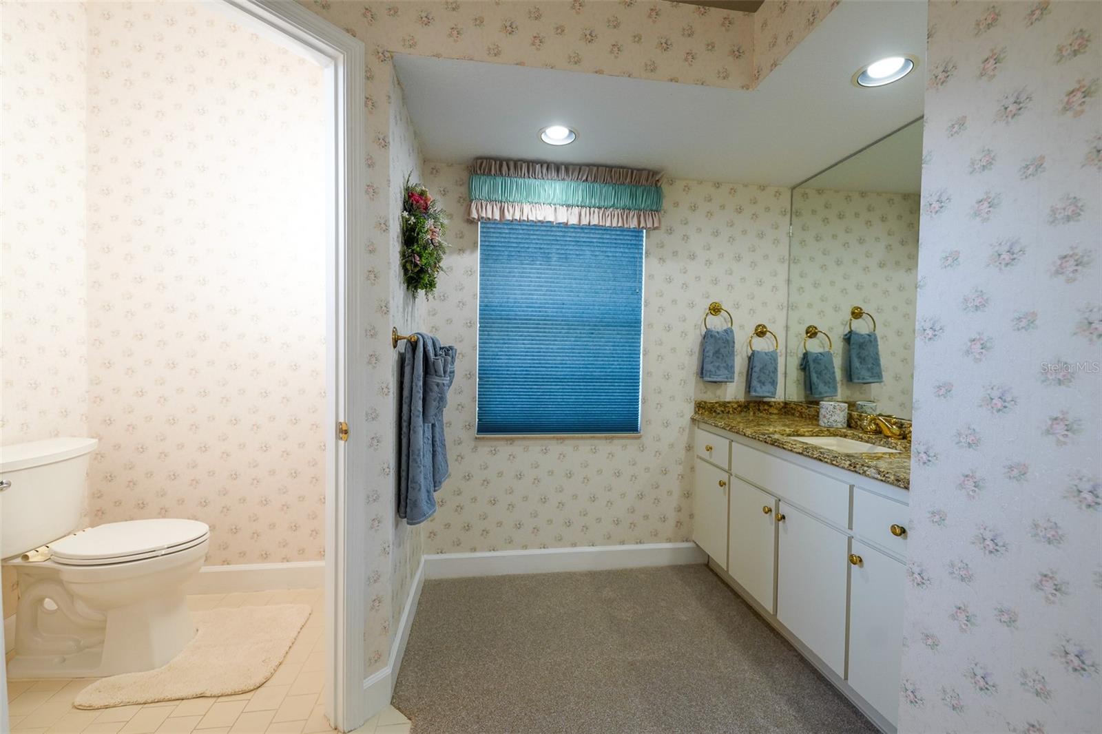 DRY CREEK ESTATES - Residential