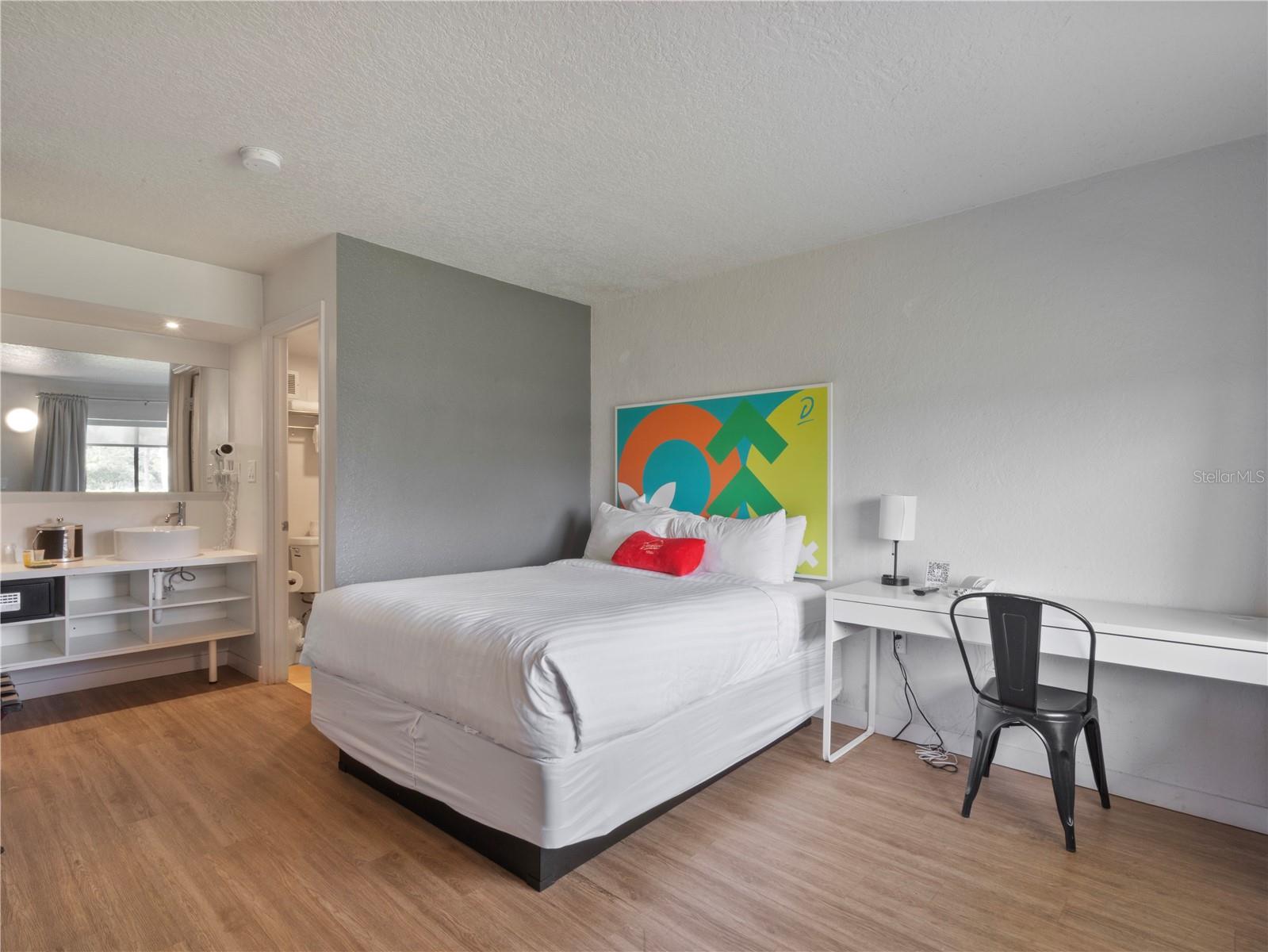 GREENPOINT ESSENTIAL HOTEL CONDO - Residential