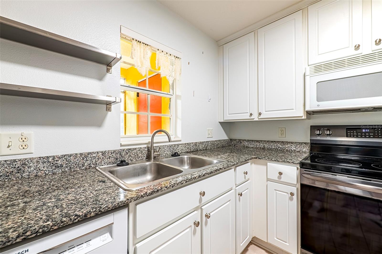 COQUINA KEY TWNHMS - Residential