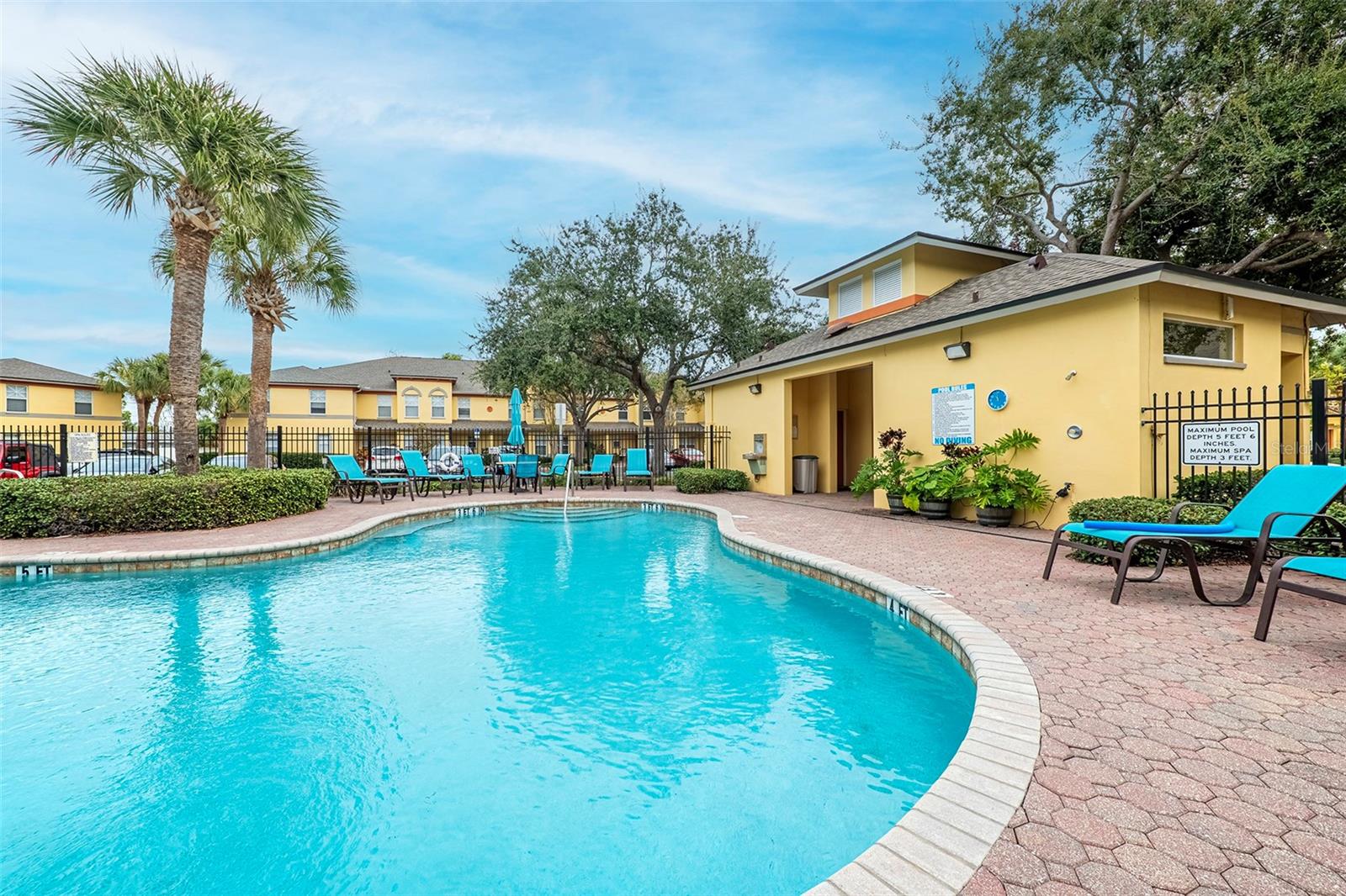 COQUINA KEY TWNHMS - Residential