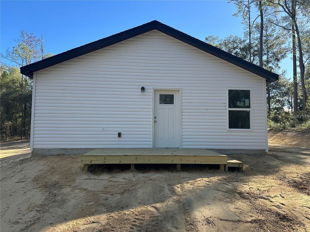 Photo of 13725 SW 111th Lane, Dunnellon, FL 34432 (MLS # OM727080)