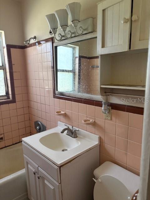 LAKE MARIE ESTATES REP - Residential