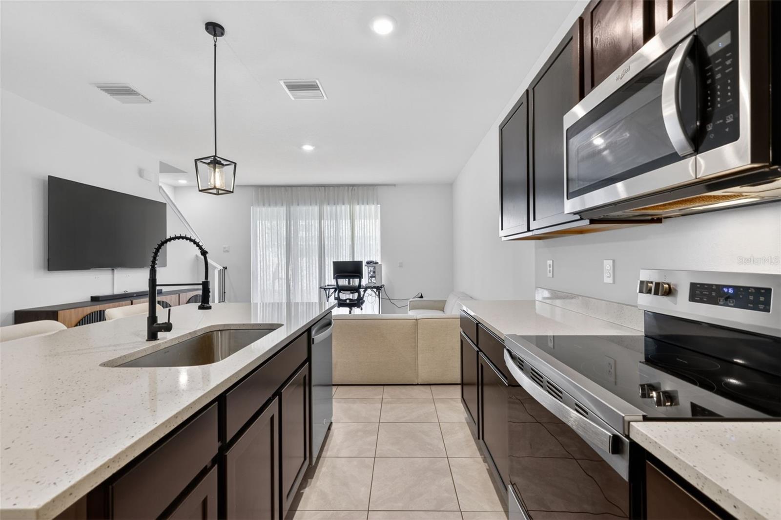 MANGROVE POINT PH 2 & 3 - Residential