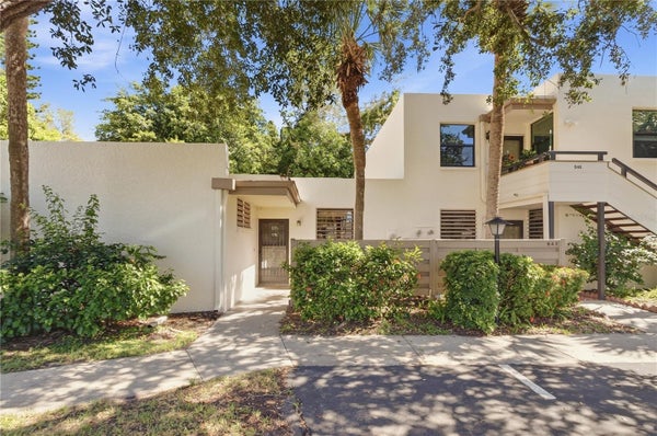 648 WOODLAWN DR # 648, BRADENTON, FL 34210 - Image def99a9dcbac4e5de7372601dad369f9/378516853