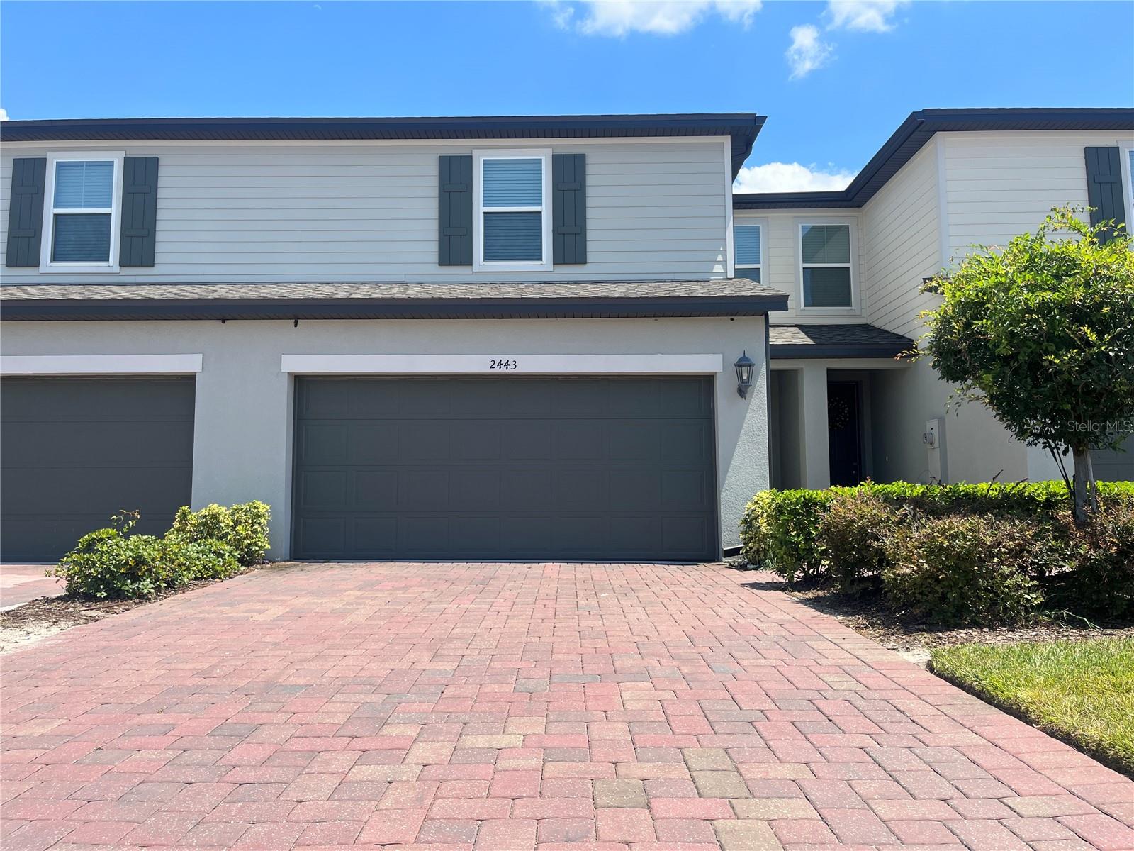 Beautiful NEW Townhouse Available NOW!
Priced Low, Call Now, Priced Cheap, Very Clean Property, Plenty Of Parking, Guests Must Register To Park, 2 Car Garage, Huge Family Room, Quartz Countertops, Tile In Wet Areas, Community Pool, Community Park, Community Playground, Fresh Paint, Brand New Flooring, No Carpet, Convenient To 408, Blinds Included. The deposit amount is based upon the application results. Pets: OK (Dangerous Pets are not permitted, Pit Bulls, etc.) Priced $2,550.00 for the first 4 months, $2,650.00 for the remaining 8 months (Average: $2,617.00/mo). AVAILABLE: NOW