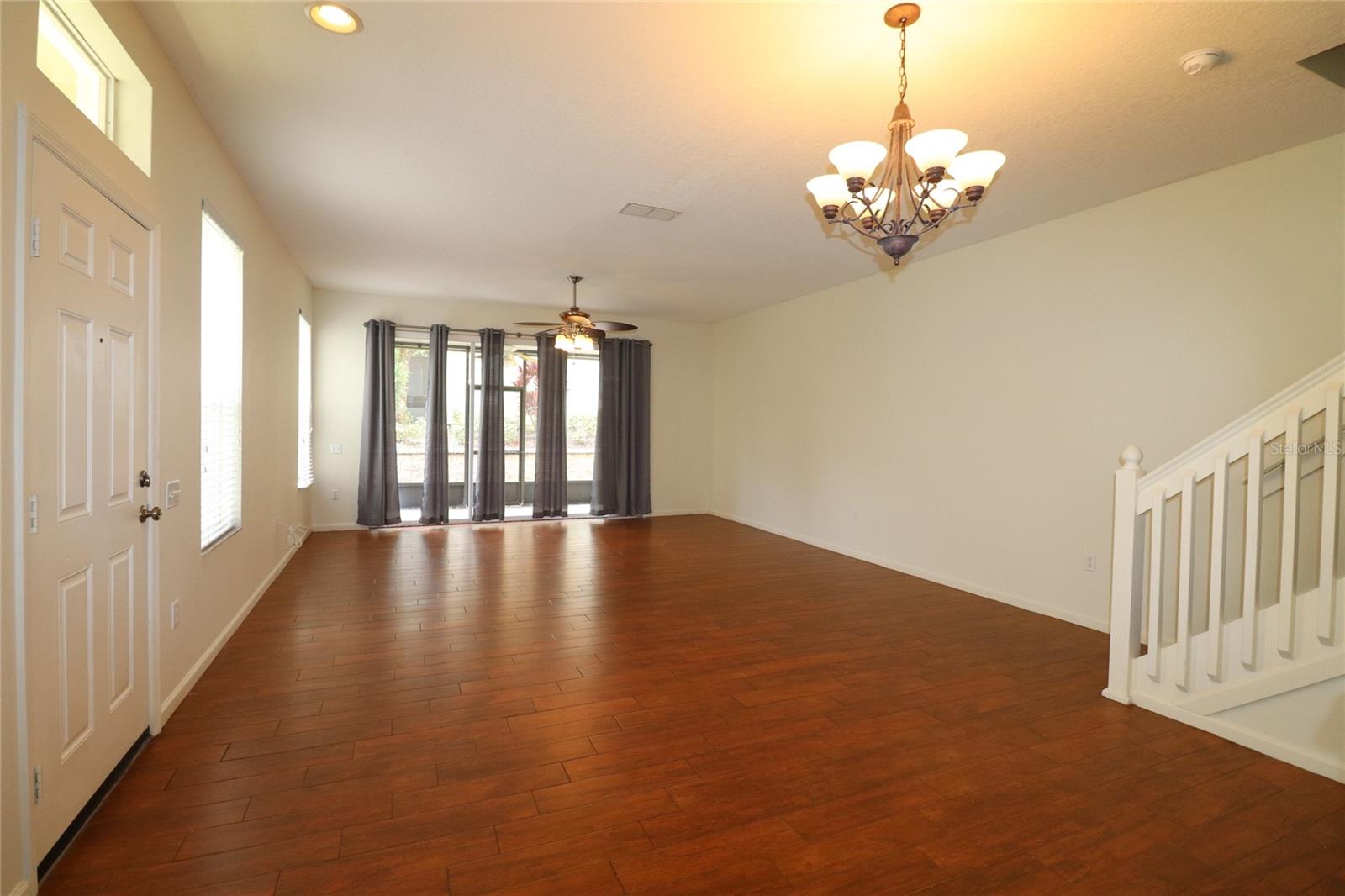 VISTAS AT LAKE HOWELL - Residential Lease