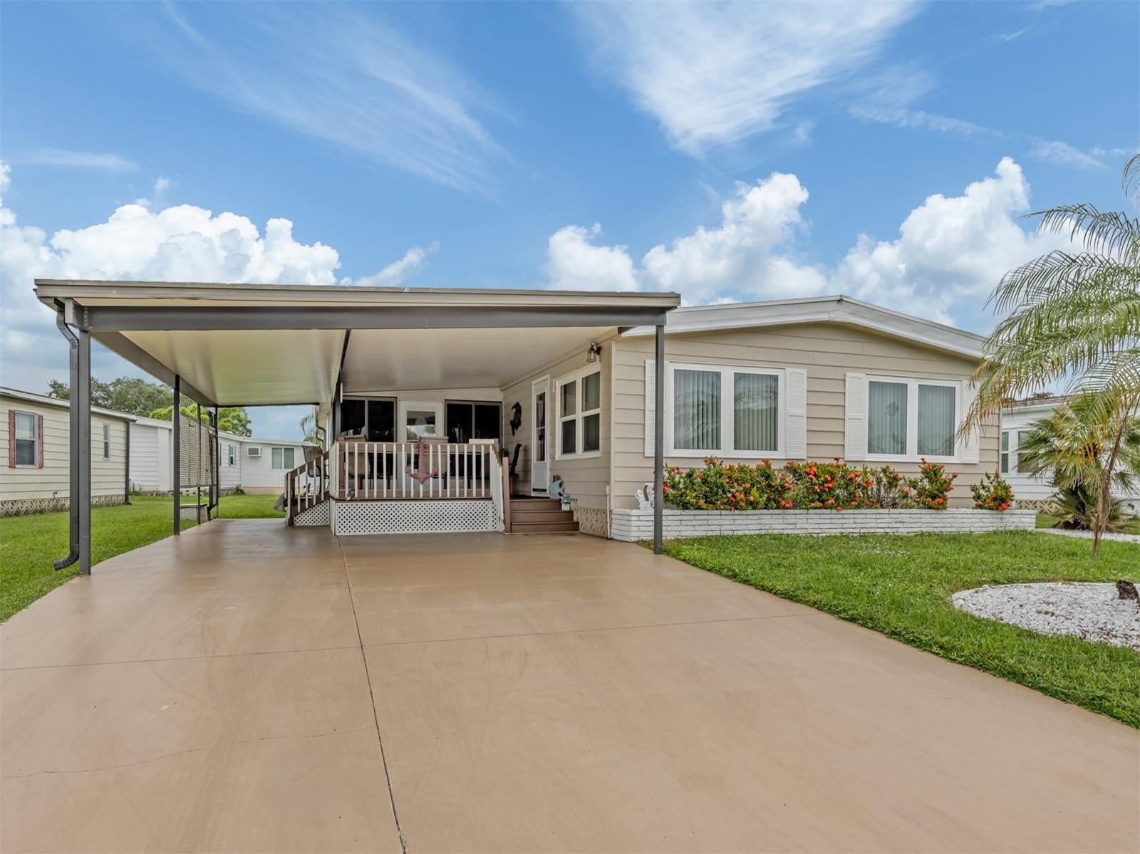196 PALM HARBOR DRIVE, NORTH PORT, FL, 34287 3 196 PALM HARBOR DRIVE
