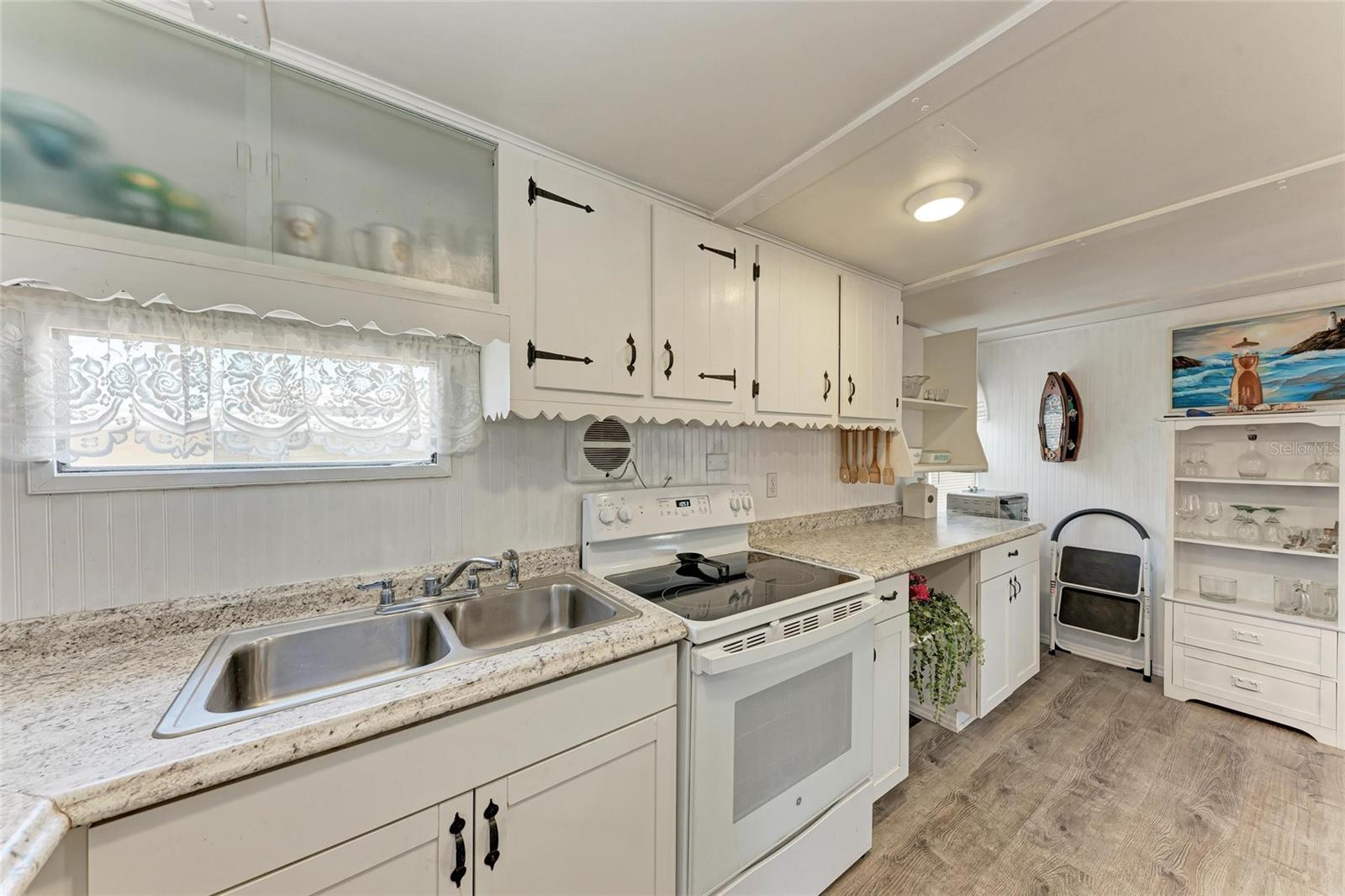 TRAILER ESTATES - Residential