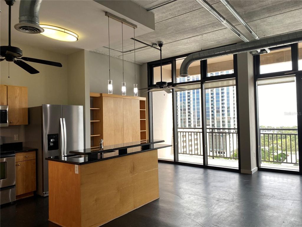 Photo of 175 E 2nd Street S #1006, St Petersburg, FL 33701 (MLS # TB8478209)