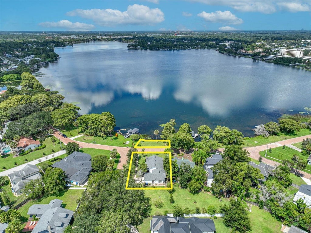 Photo of 120 Broadview Avenue, Winter Park, FL 32789 (MLS # O6440960)