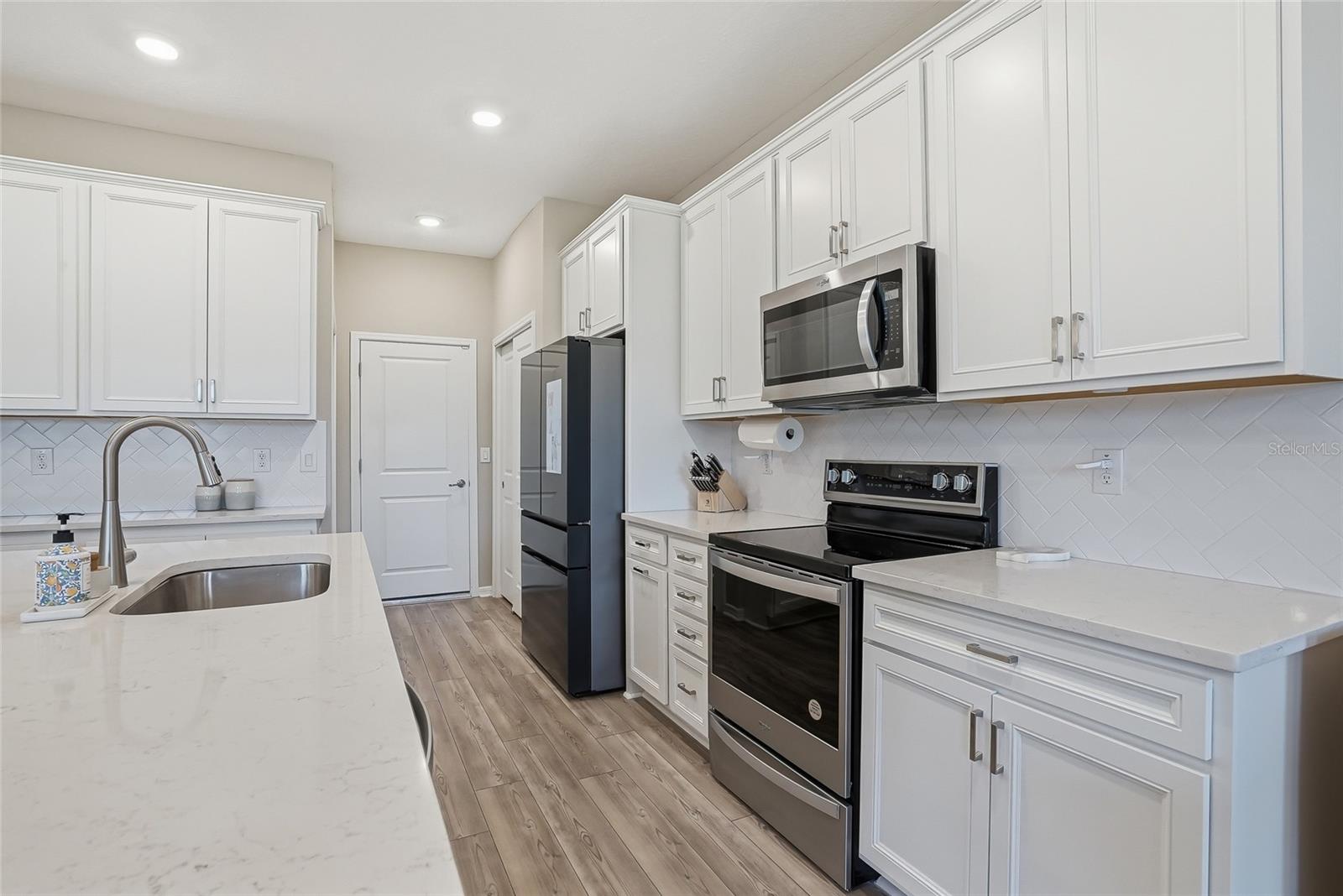 SHORELINE REP - Residential