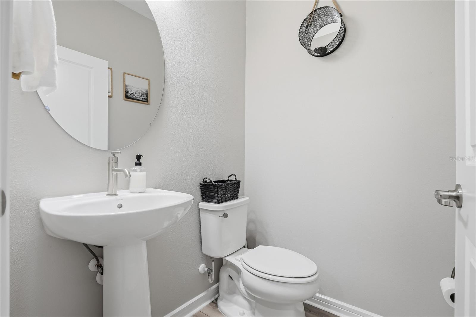 SHORELINE REP - Residential