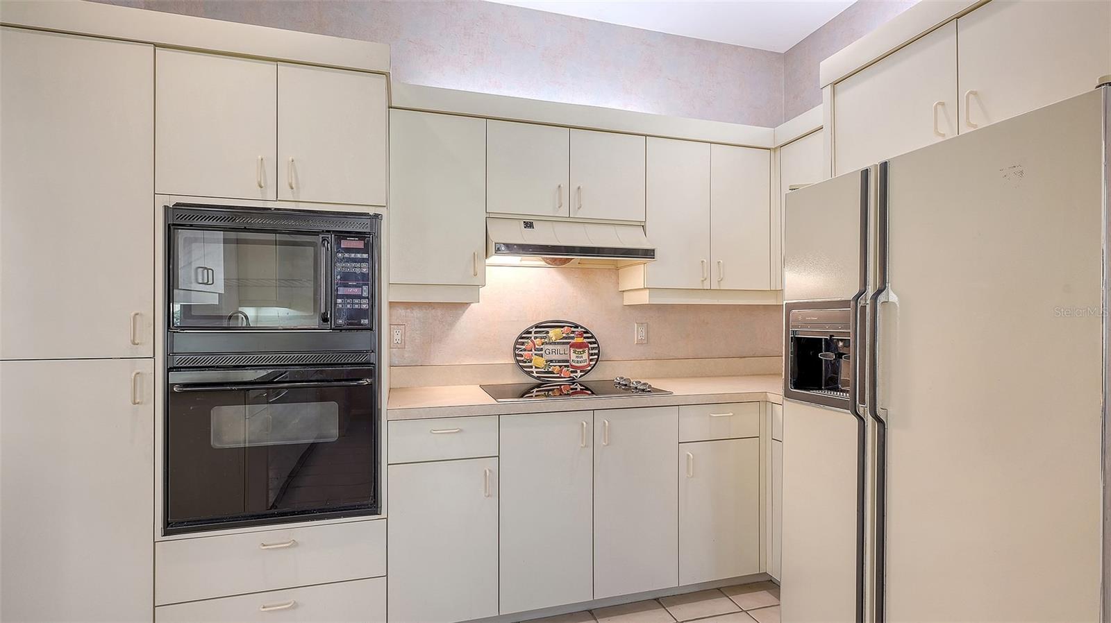 MIRA LAGO AT PALMER RANCH PH 1 - Residential