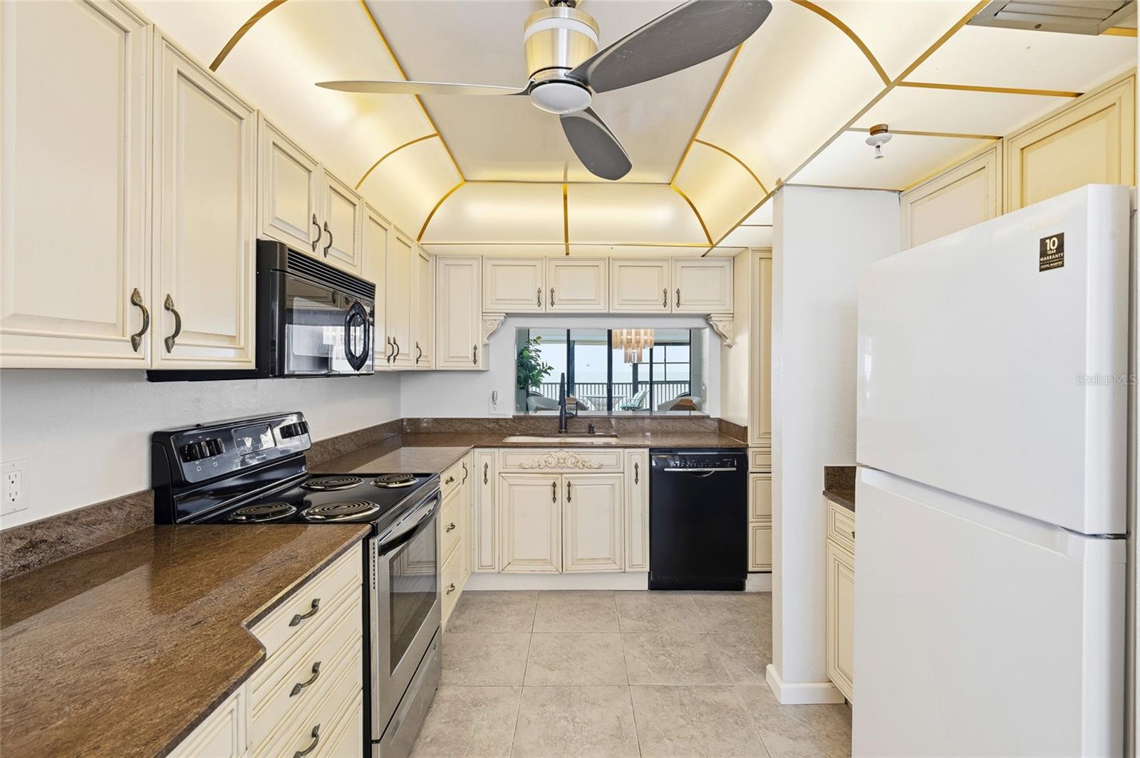 SURFSIDE TOWER CONDO - Residential