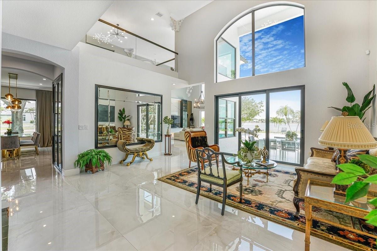 3924 SW 189TH AVENUE, MIRAMAR, FL, 33029/$1,960,000 4 3924 SW 189TH AVENUE