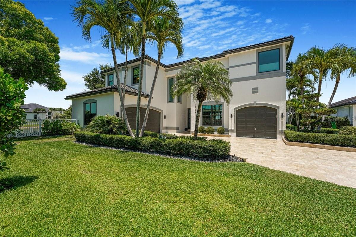 3924 SW 189TH AVENUE, MIRAMAR, FL, 33029/$1,960,000 1 3924 SW 189TH AVENUE
