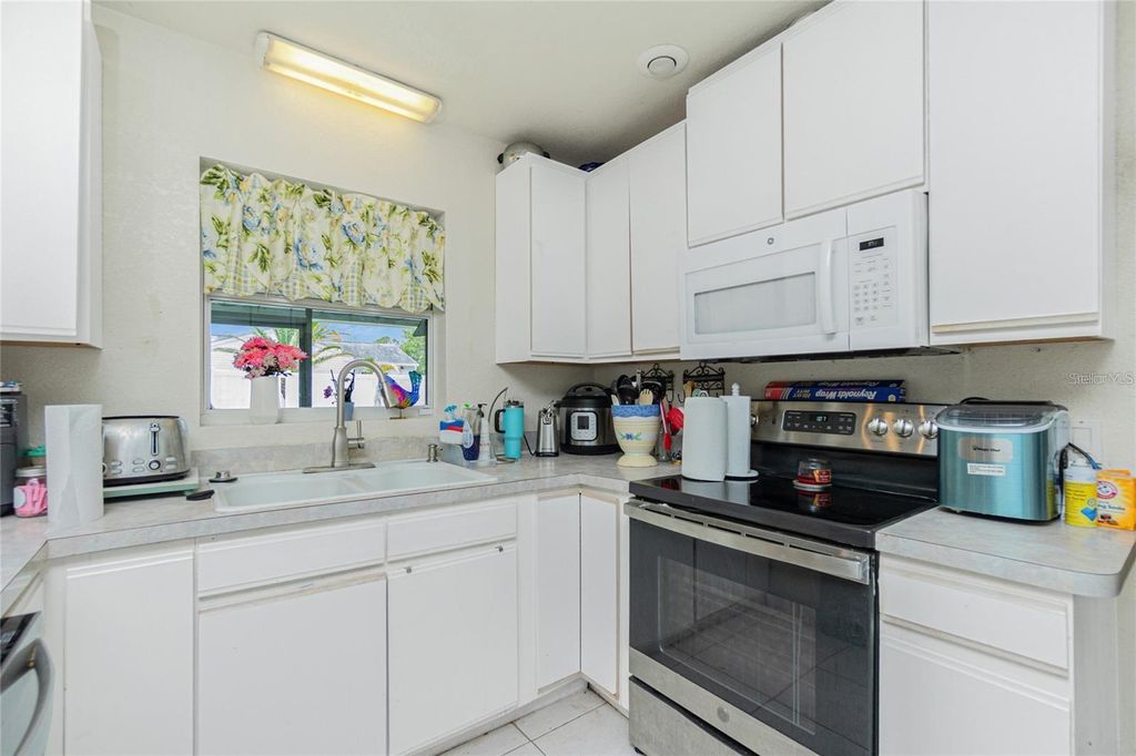 Photo of 6103 Fabian Road, North Port, FL 34287 (MLS # C7522269)