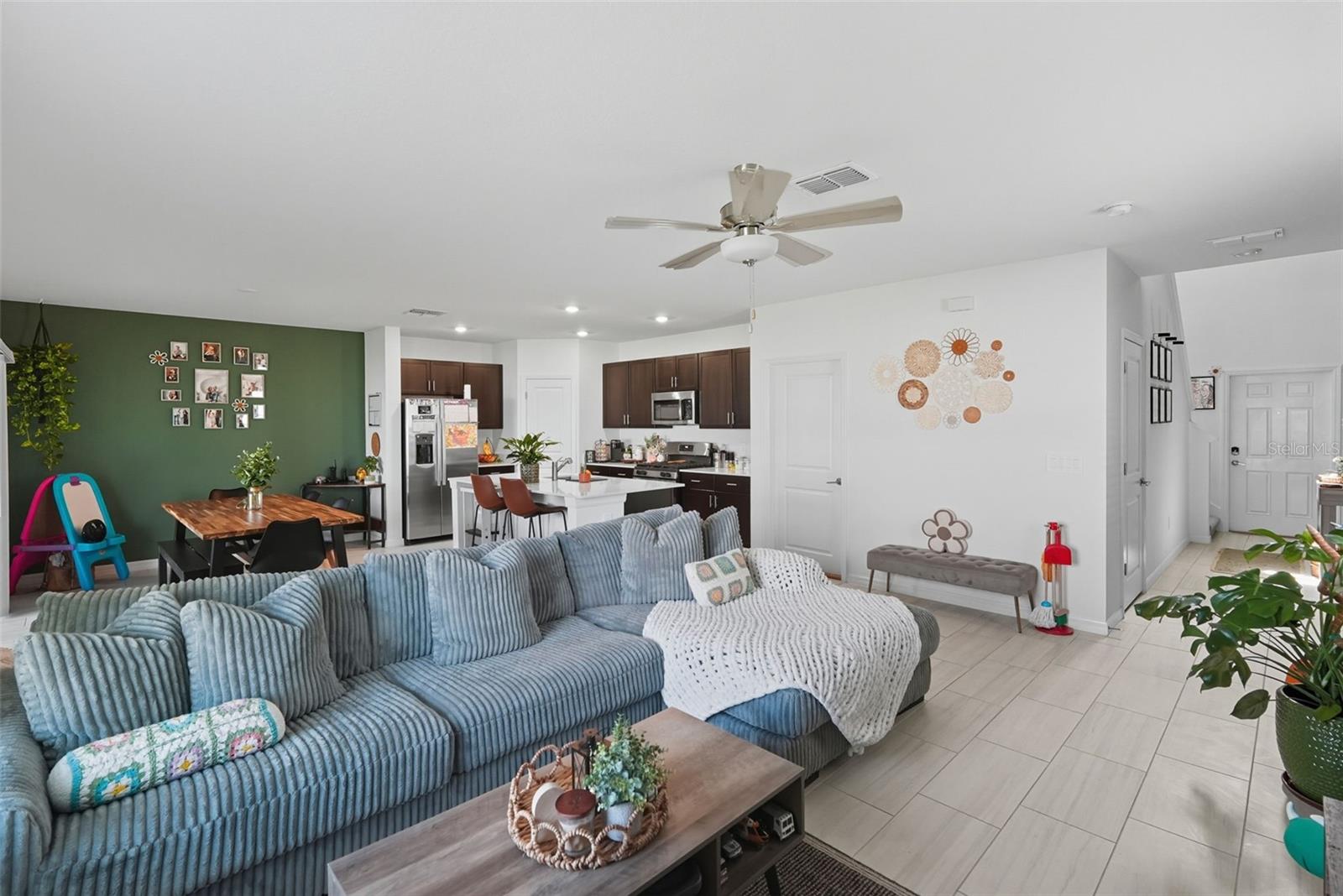 CONNERTON VILLAGE 3 PH 1PARTIAL RE - Residential