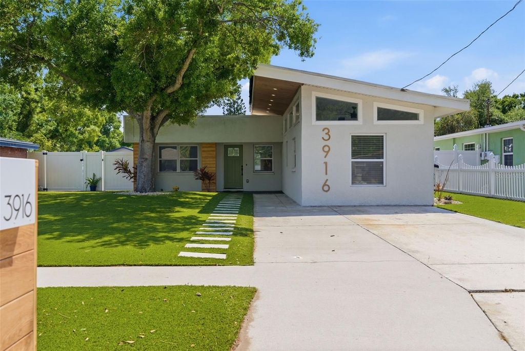 Photo of 3916 Iowa Avenue W, Tampa, FL 33616 (MLS # TB8491246)