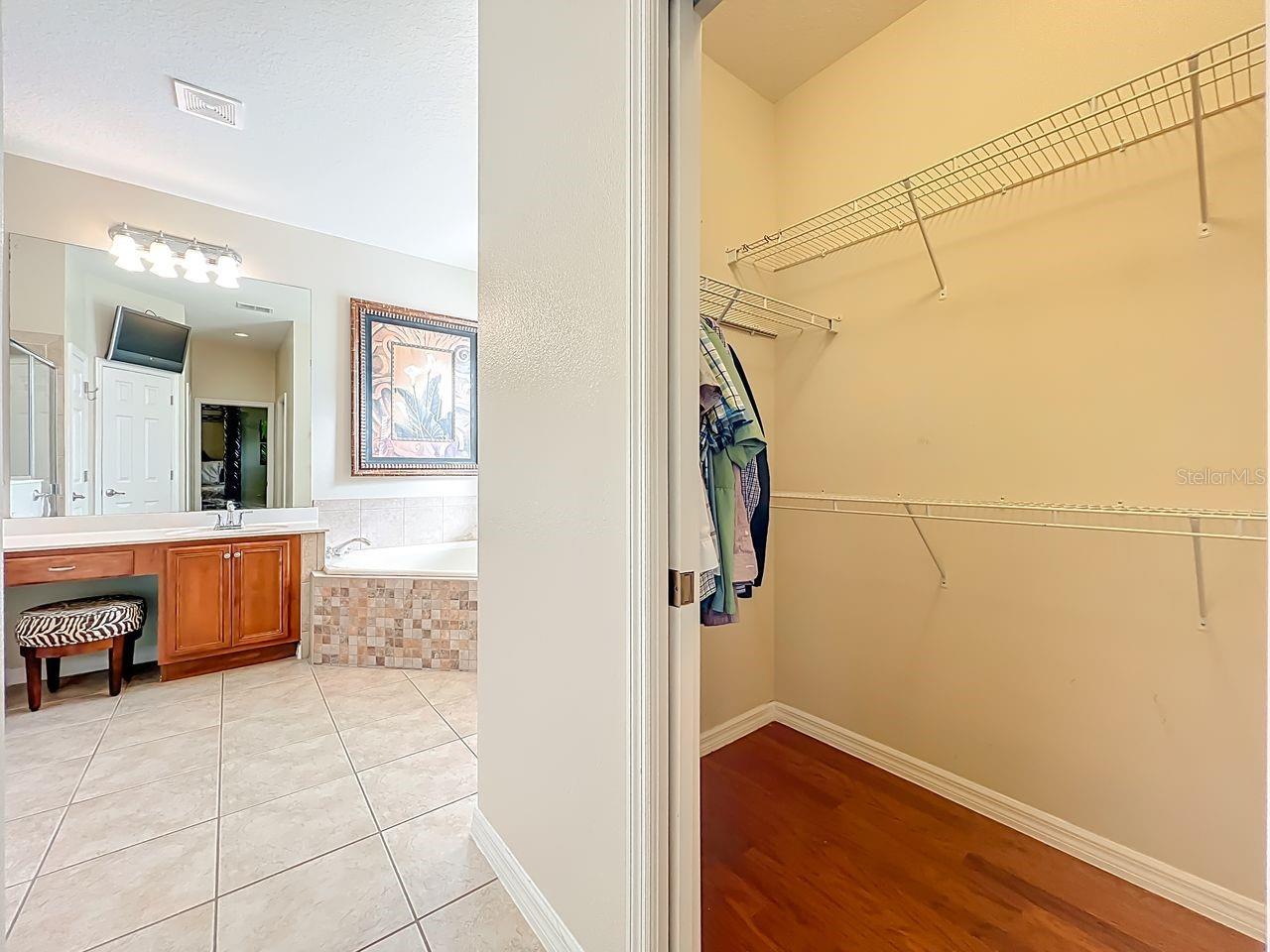 ROCK SPRINGS RIDGE PH 5-C - Residential