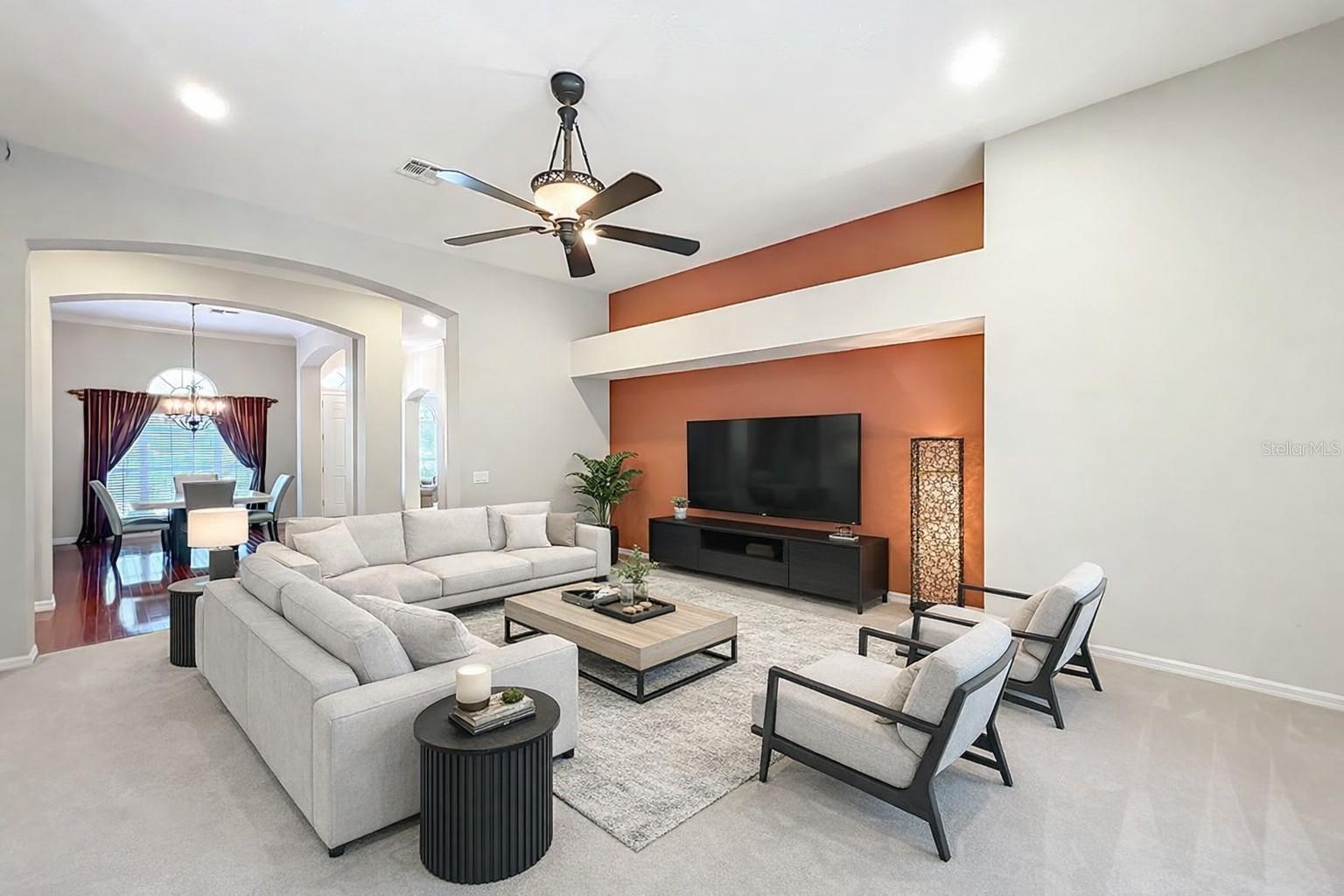 ROCK SPRINGS RIDGE PH 5-C - Residential