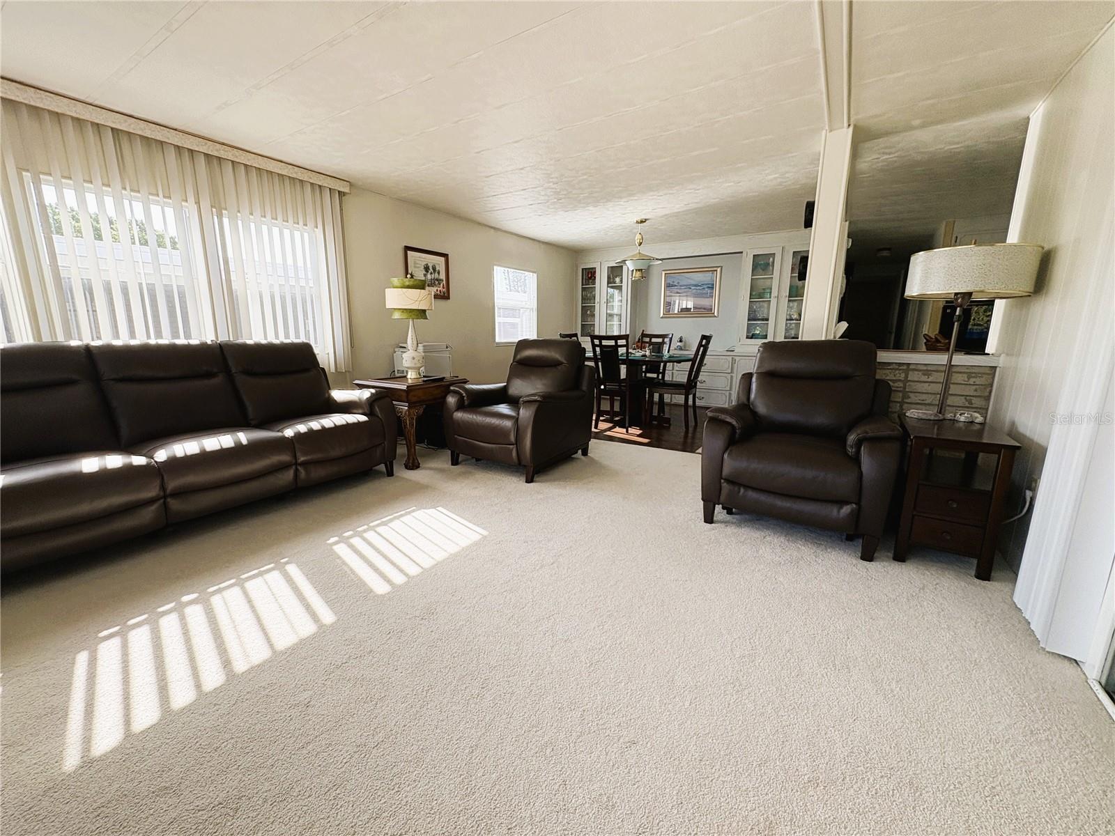 PALMA SOLA SHORES - Residential