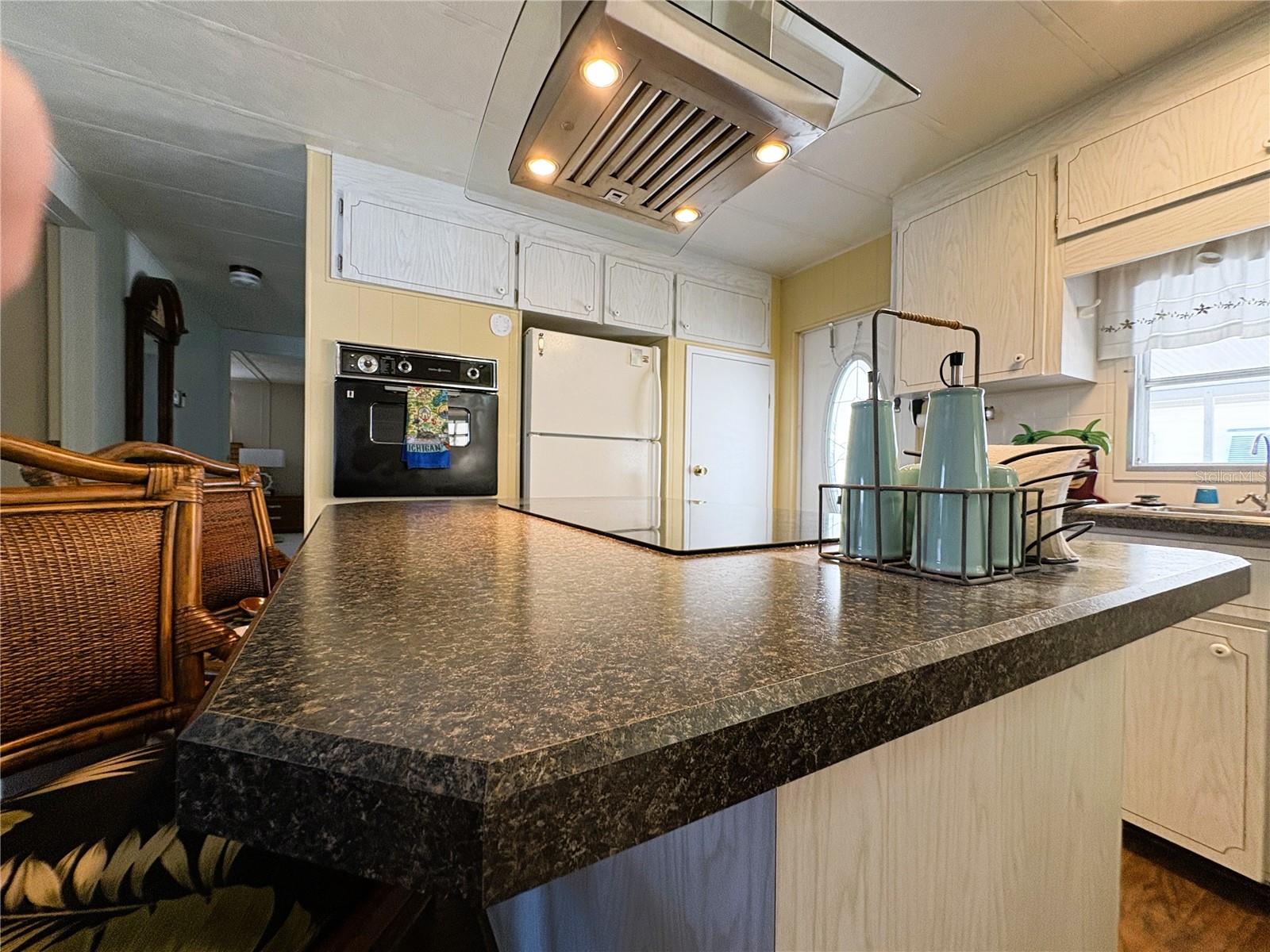 PALMA SOLA SHORES - Residential